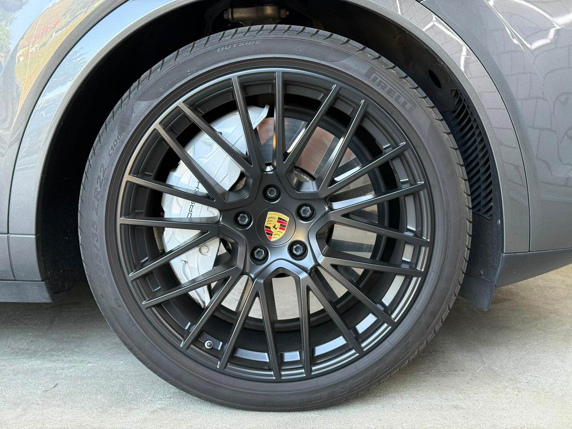 PORSCHE Cayenne Turbo Coupé-image-15
