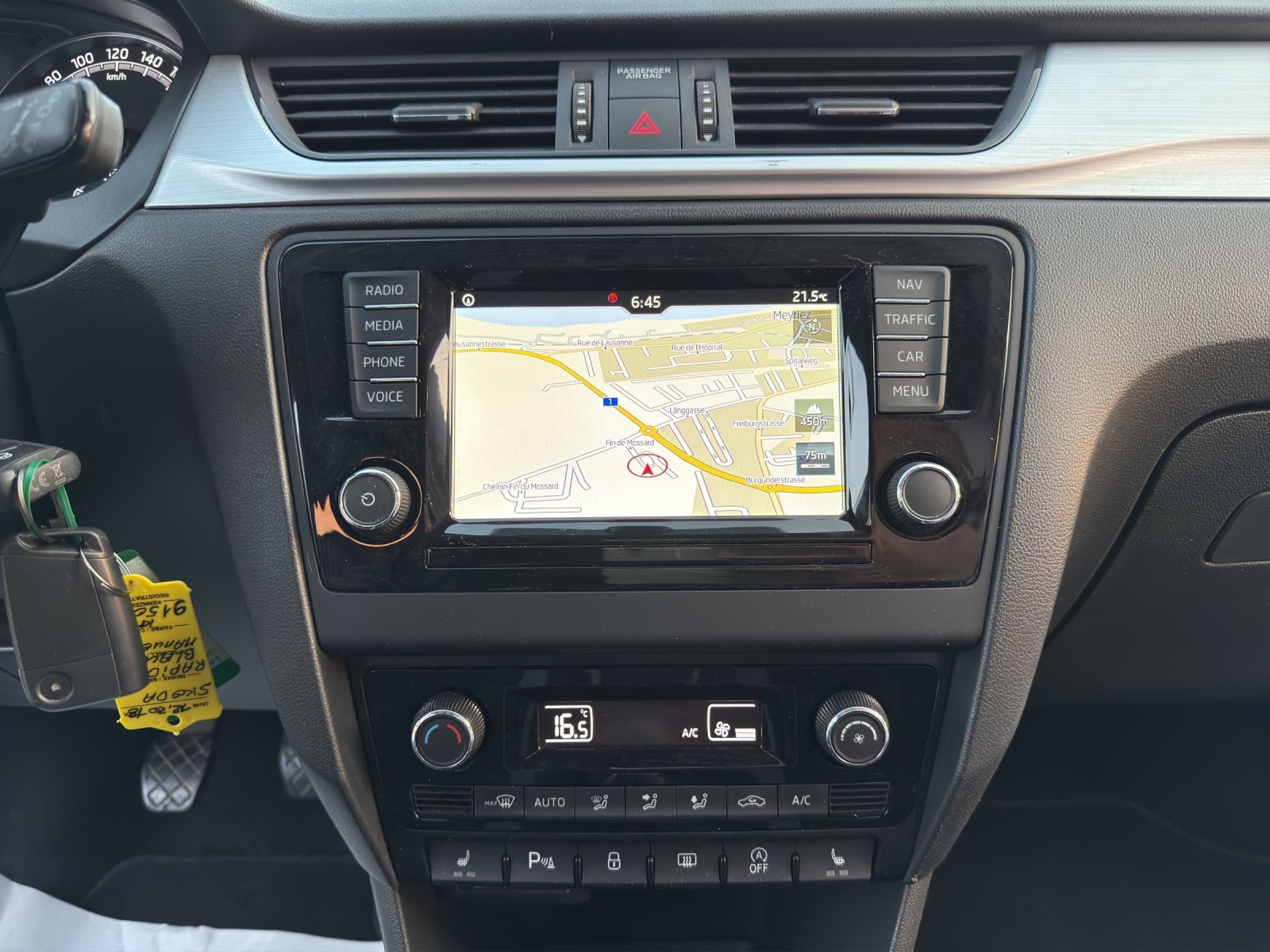 SKODA Rapid Spaceback 1.0 TSI Ambition-image-14