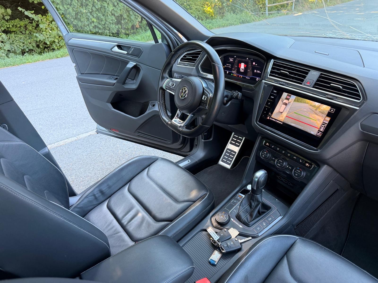 VW Tiguan 2.0TSI R-Line 4Motion DSG-image-11