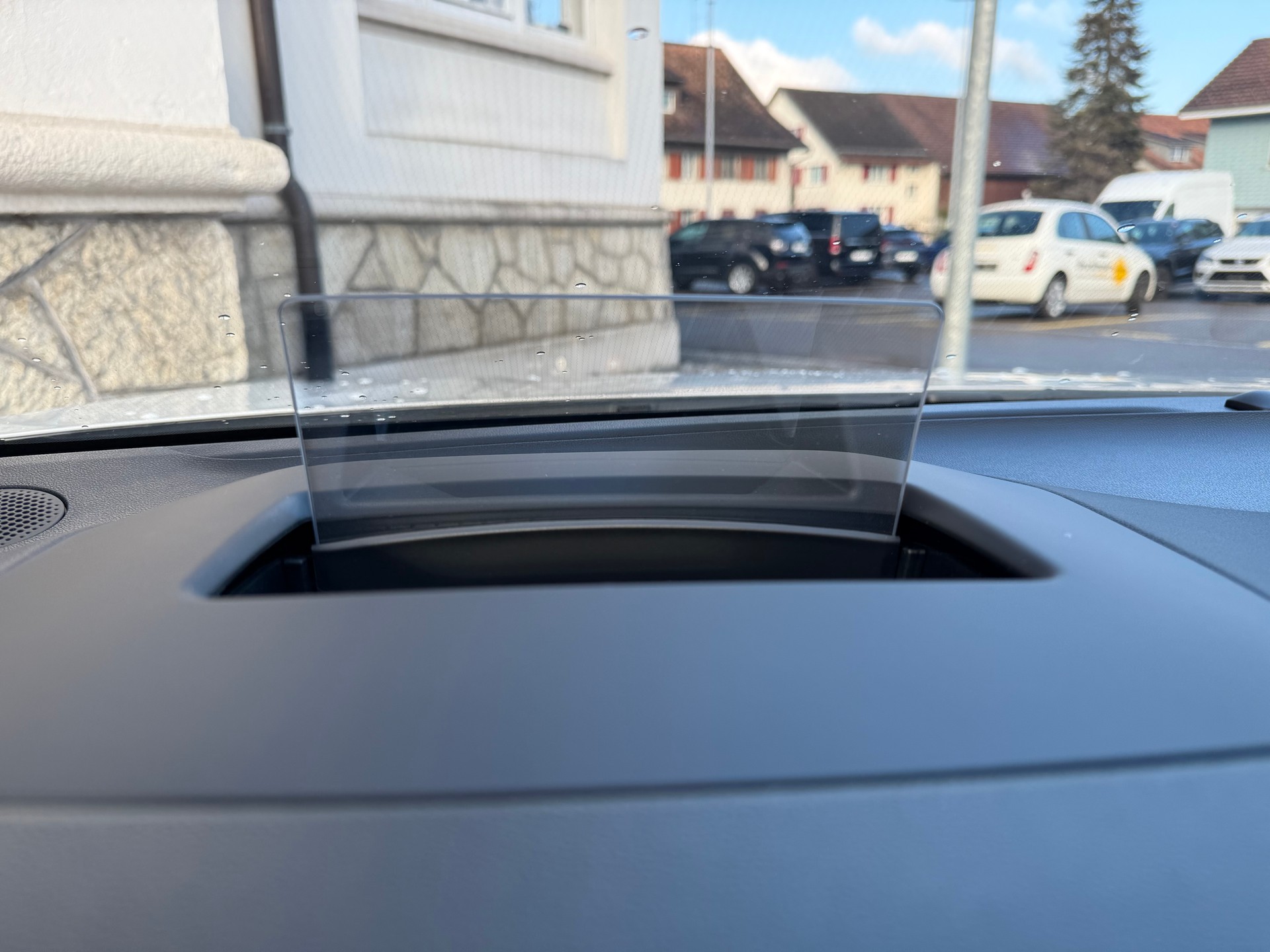 FORD Focus Station Wagon 1.0i EcoB Hybrid 155 ST-Line X-image-13