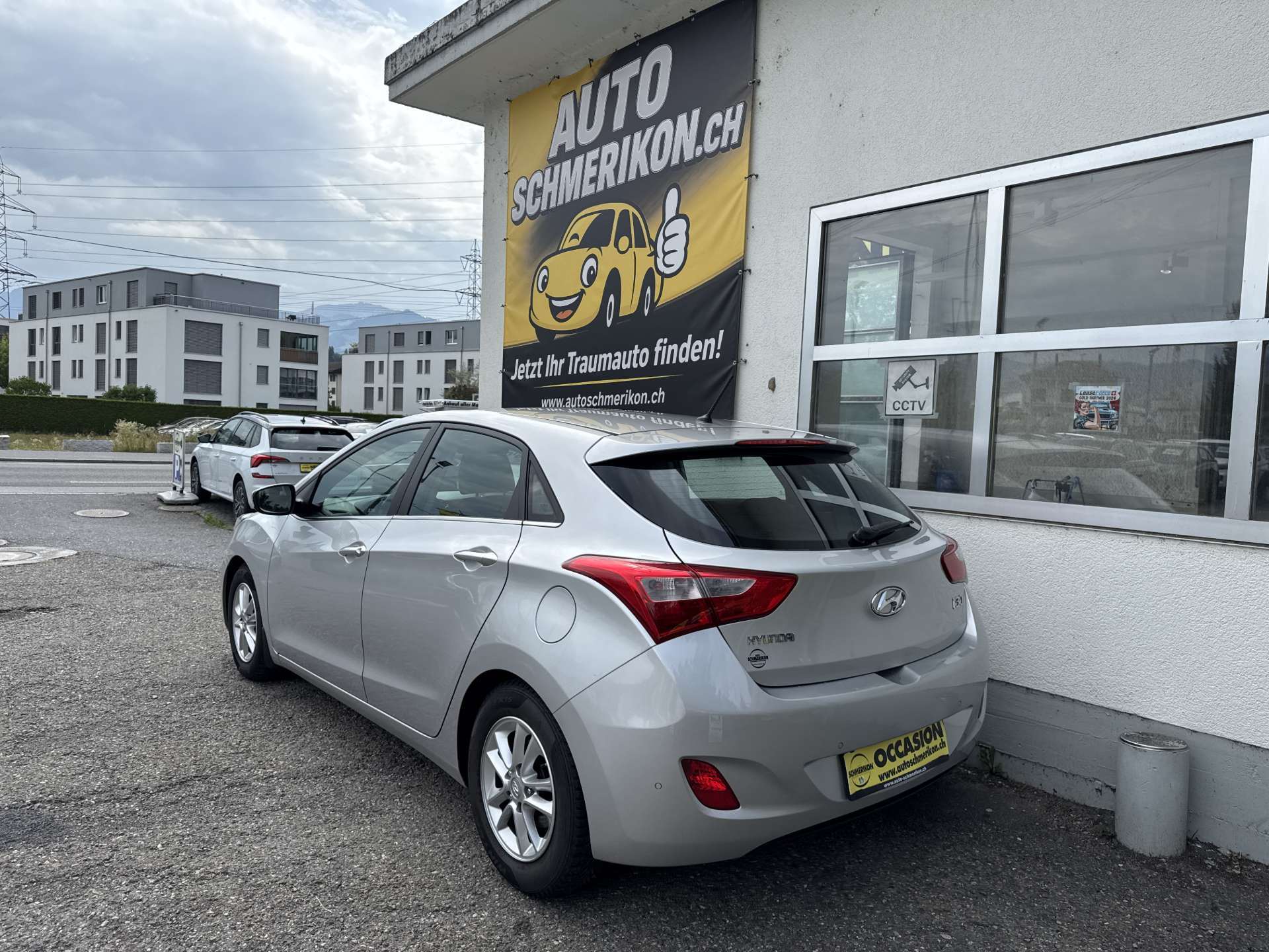 HYUNDAI i30 1.6 CRDi Comfort-image-2