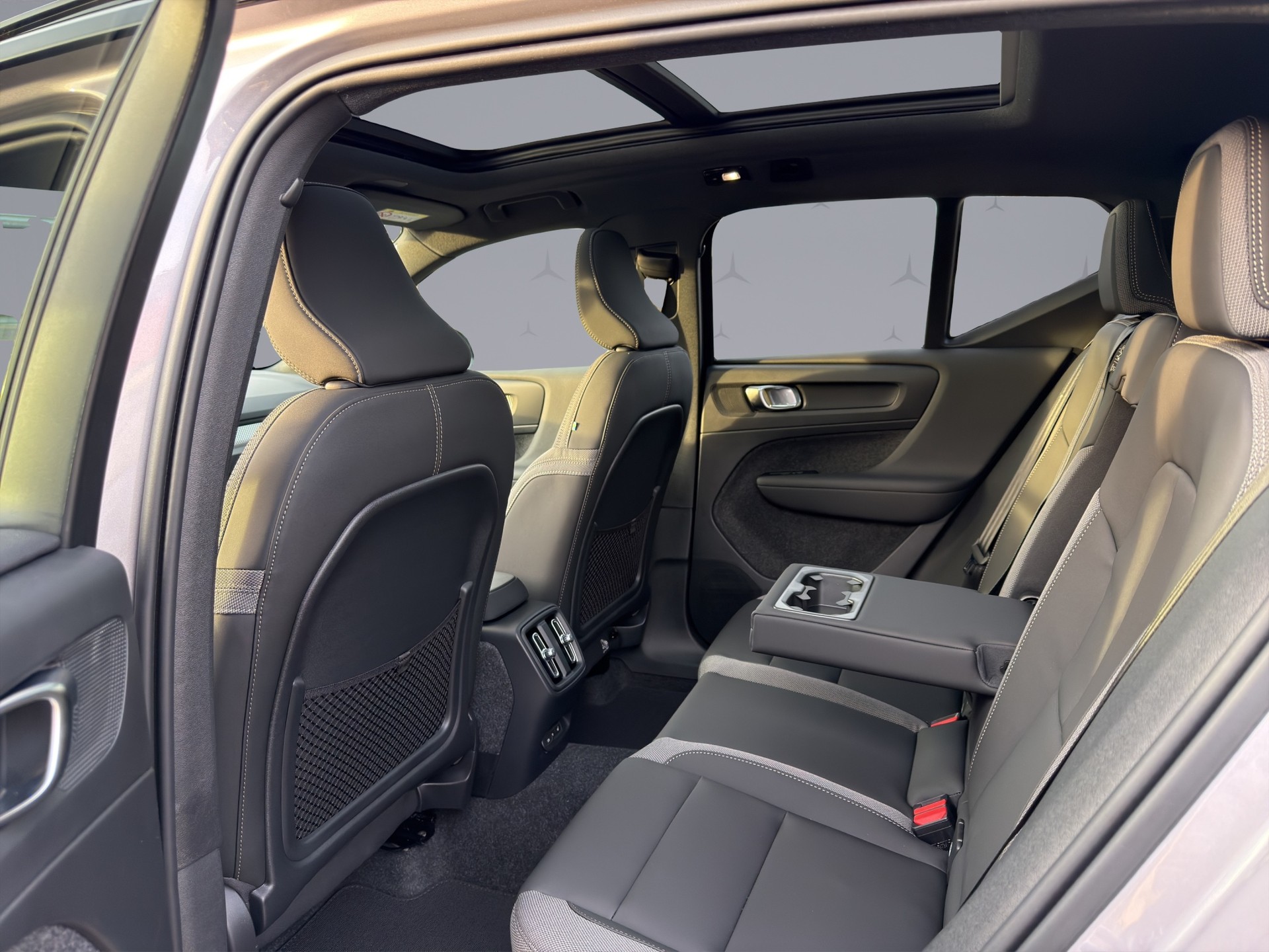VOLVO EX40 Extended Ultra-image-9