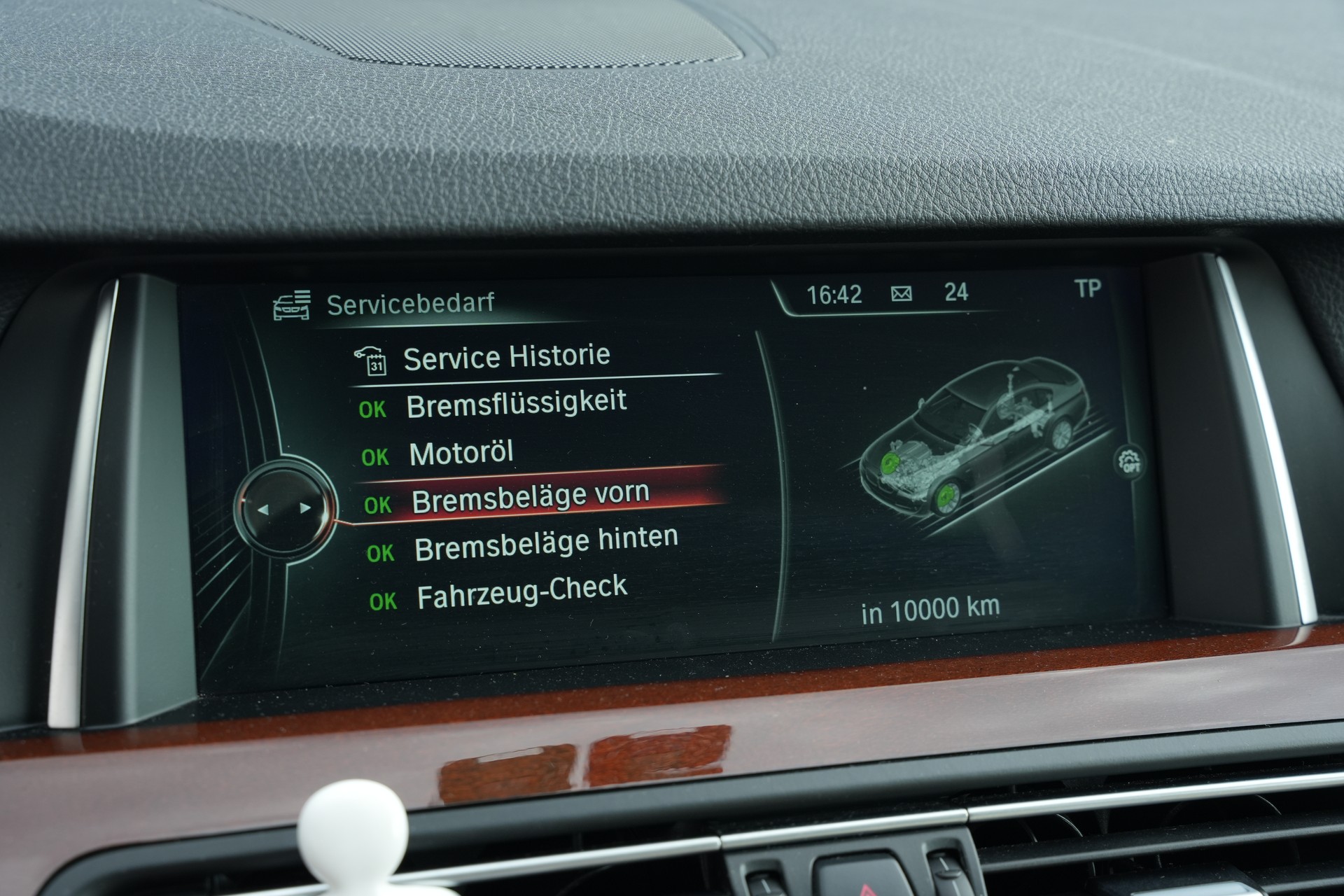 BMW 550i xDrive Steptronic-image-11