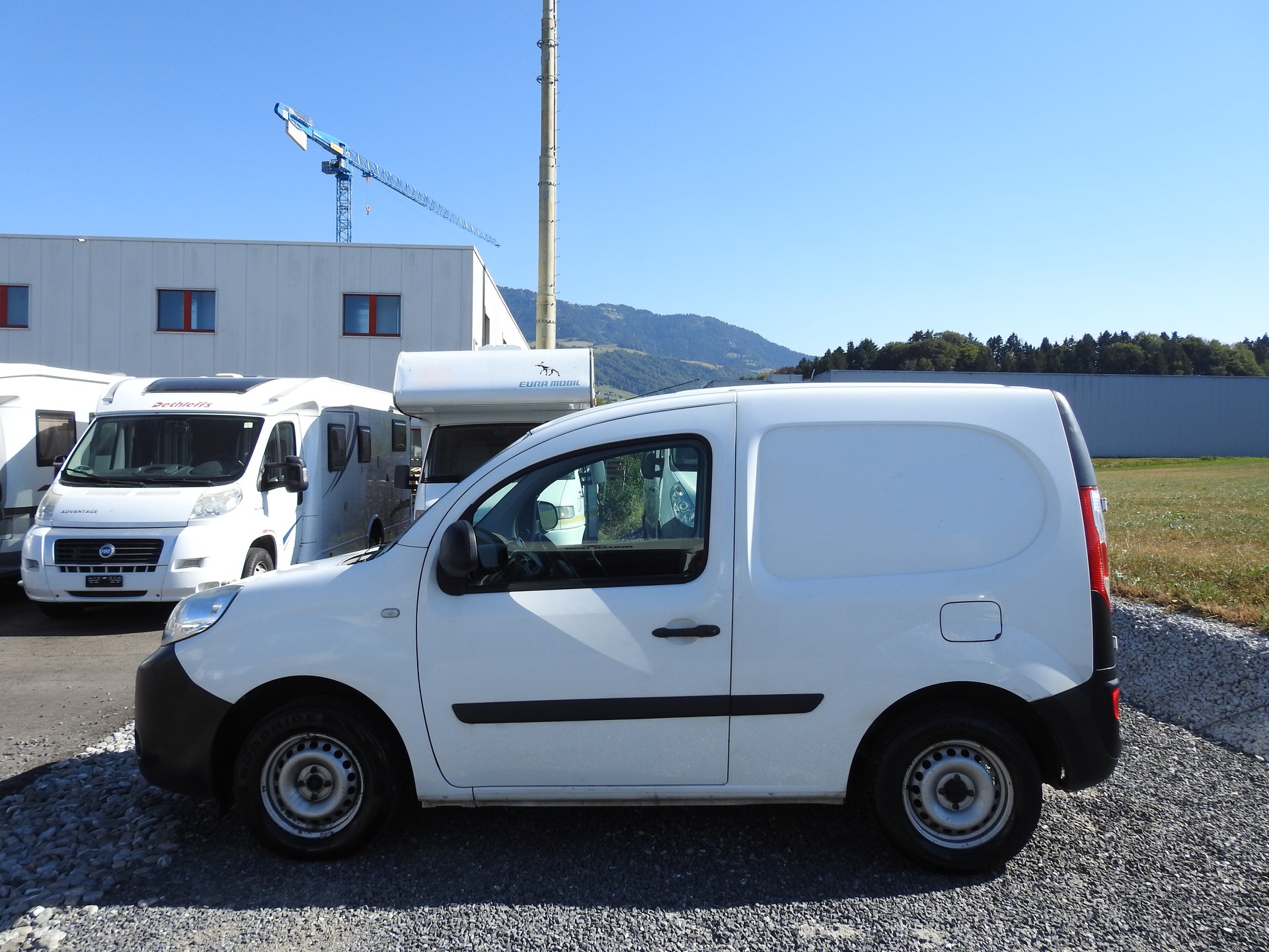 RENAULT Kangoo Compact 1.5 dCi 75 Access-image-2