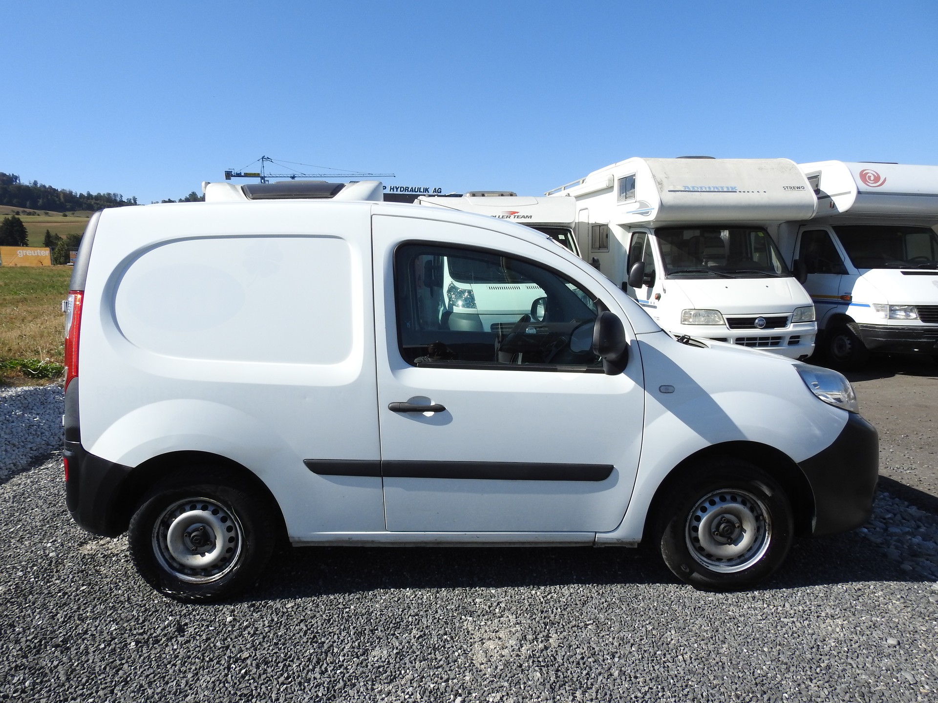 RENAULT Kangoo Compact 1.5 dCi 75 Access-image-6