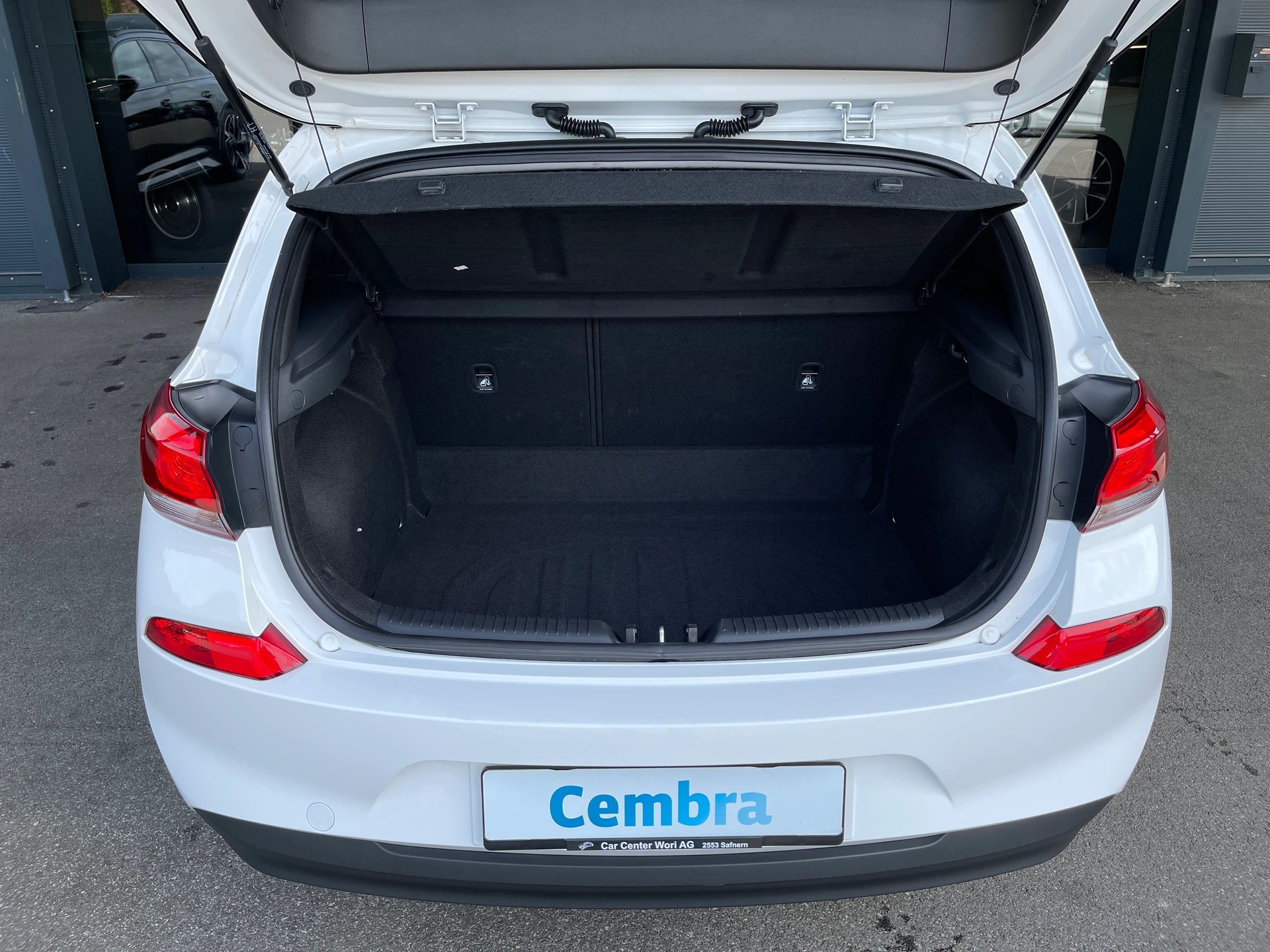 HYUNDAI i30 1.4 Pica-image-14