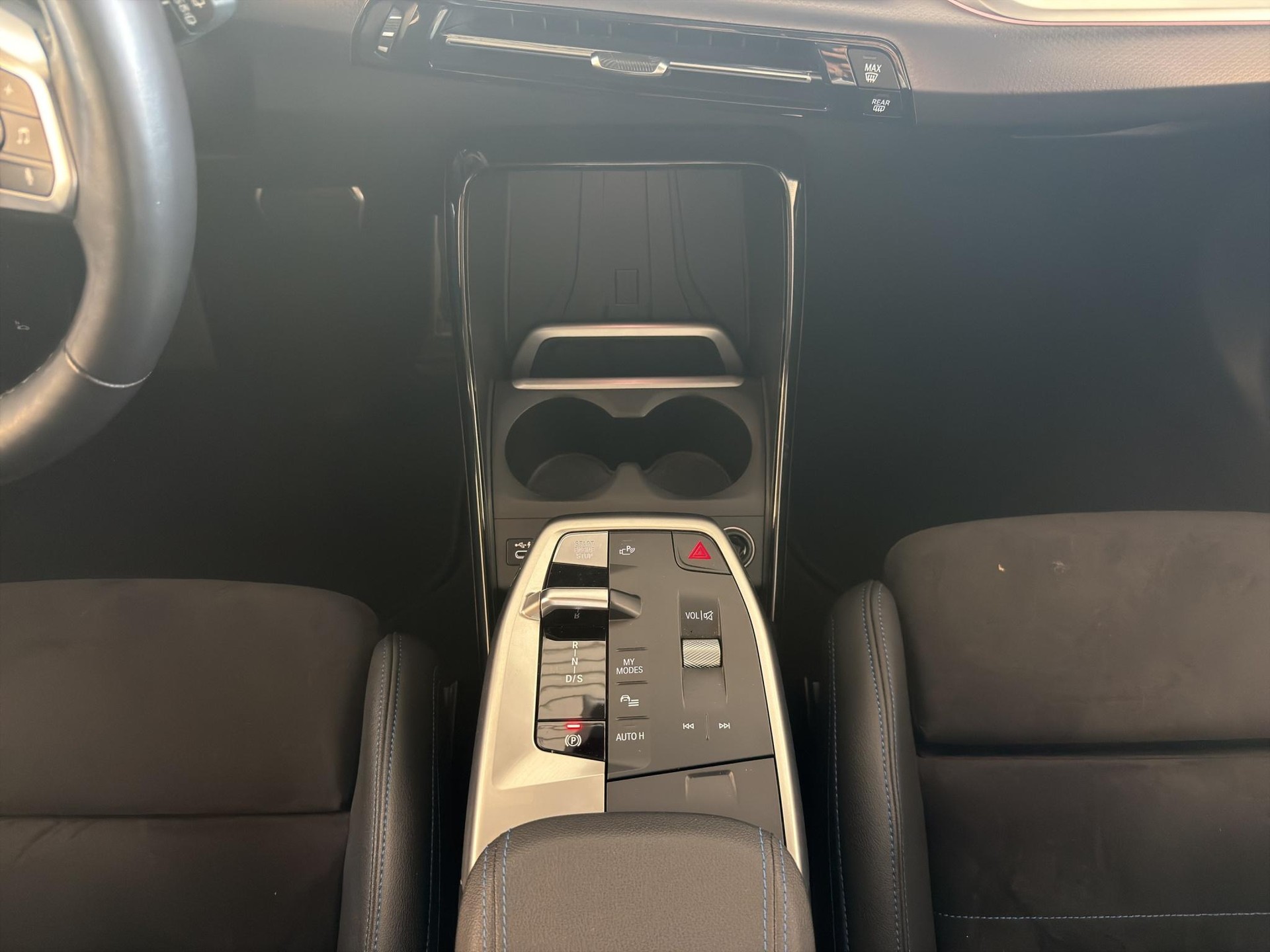 BMW 230e xDrive ActiveTourer MSport-image-15