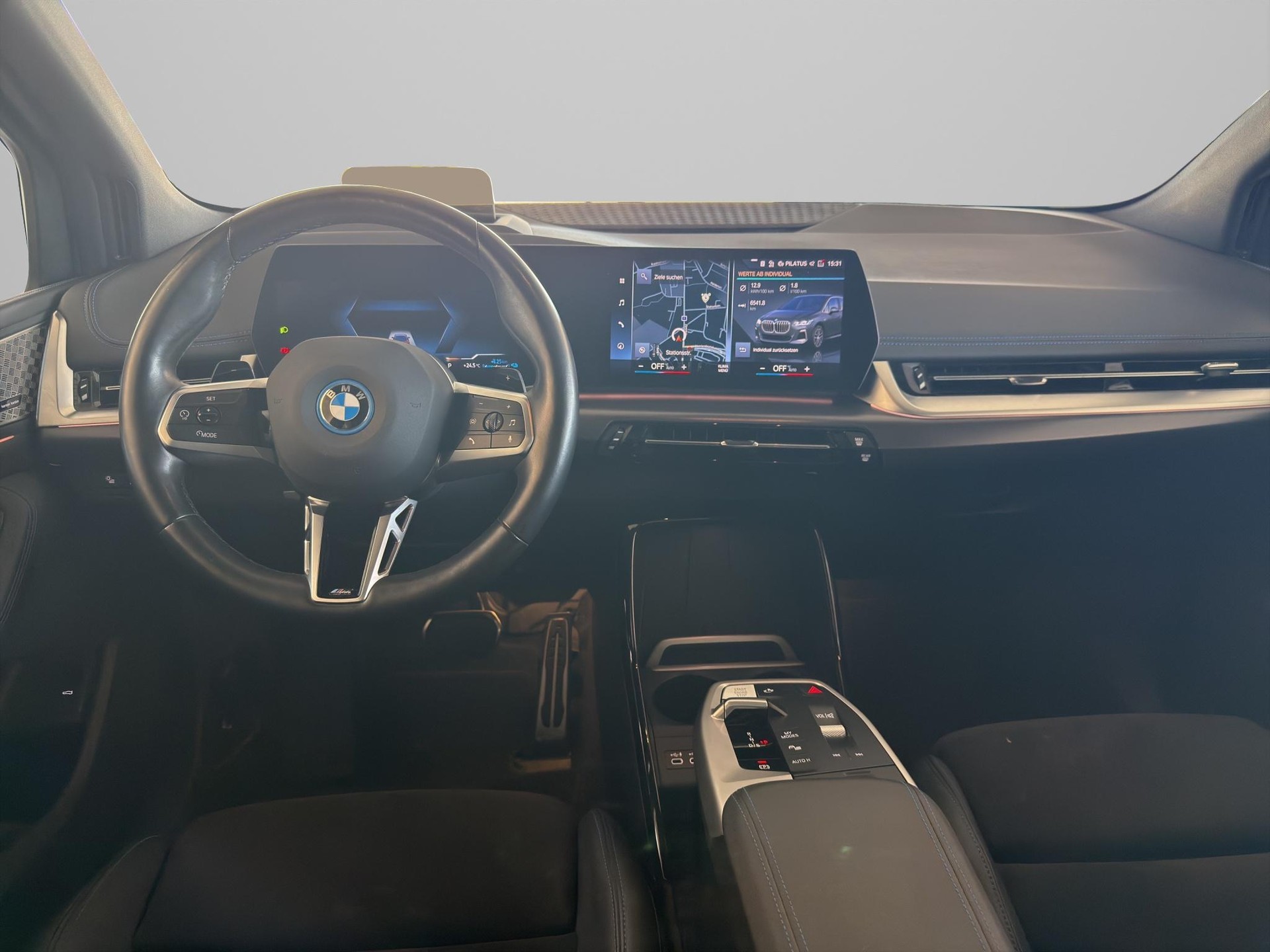 BMW 230e xDrive ActiveTourer MSport-image-12