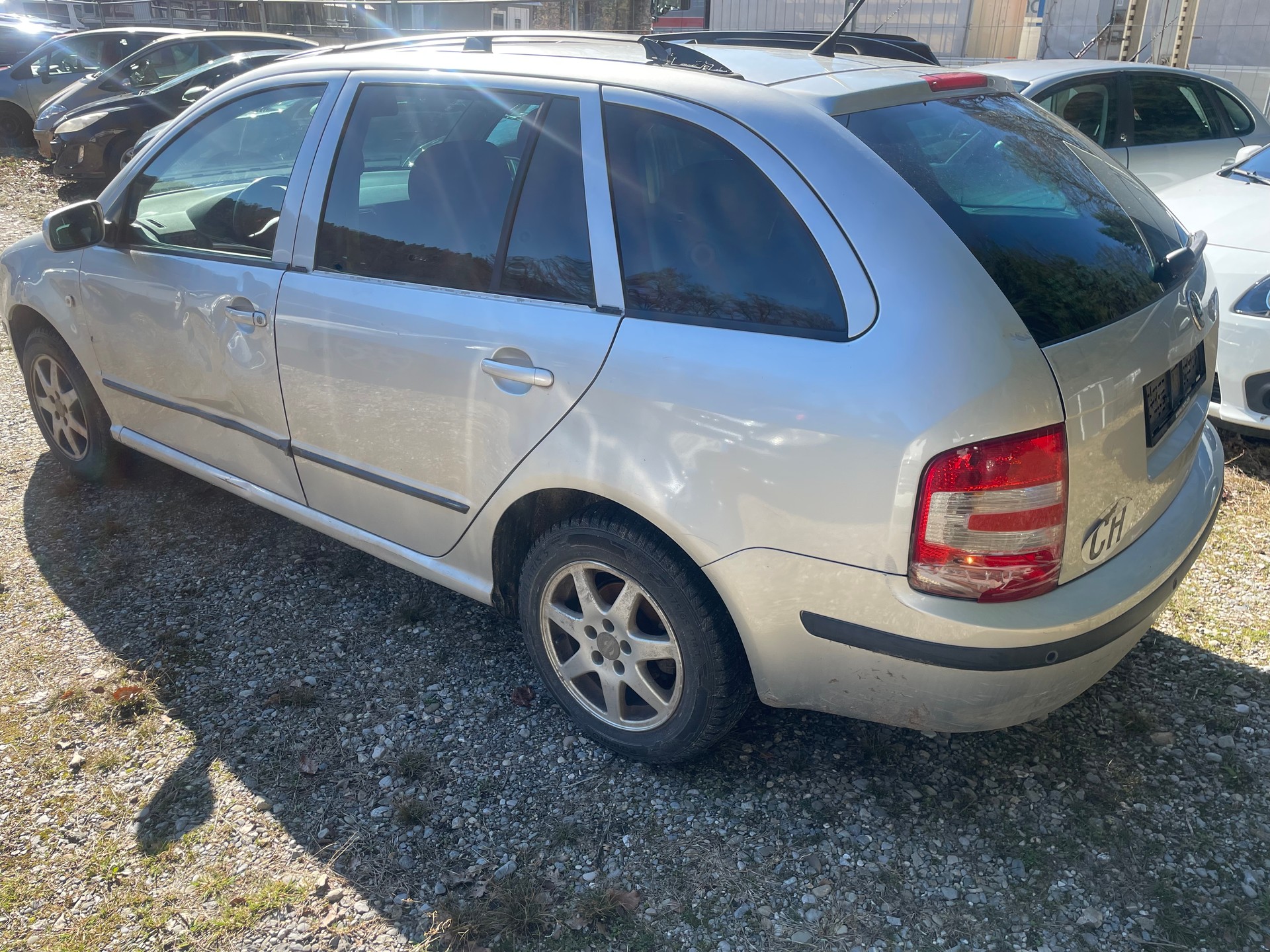 SKODA Fabia 1.4 16V Elegance-image-1