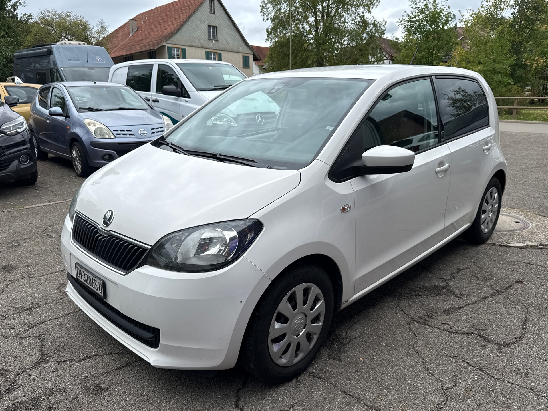 SKODA Citigo 1.0 Elegance-image-2