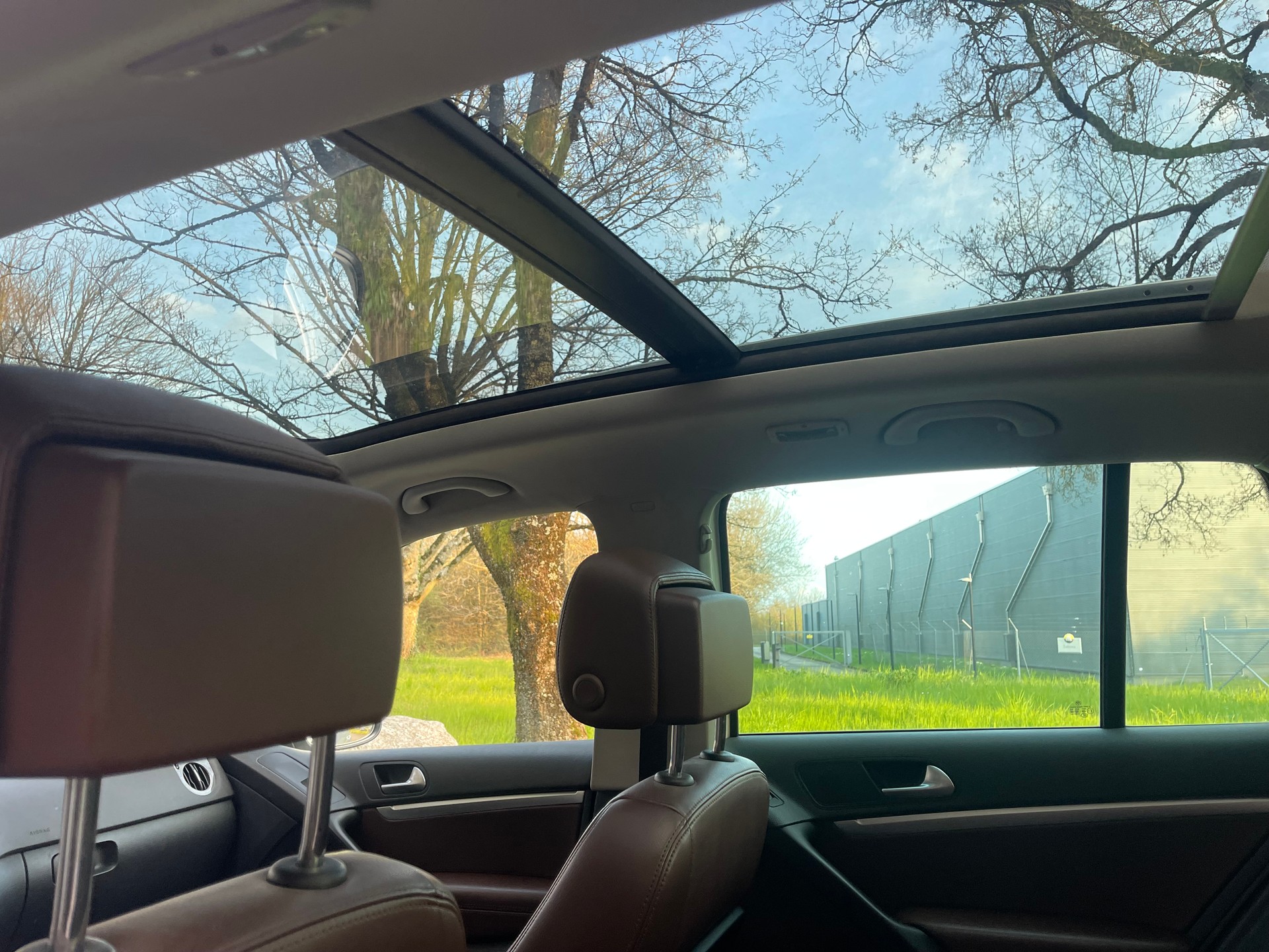 VW Tiguan 2.0 TDI BlueMotion Trend&Fun 4Motion DSG-image-9