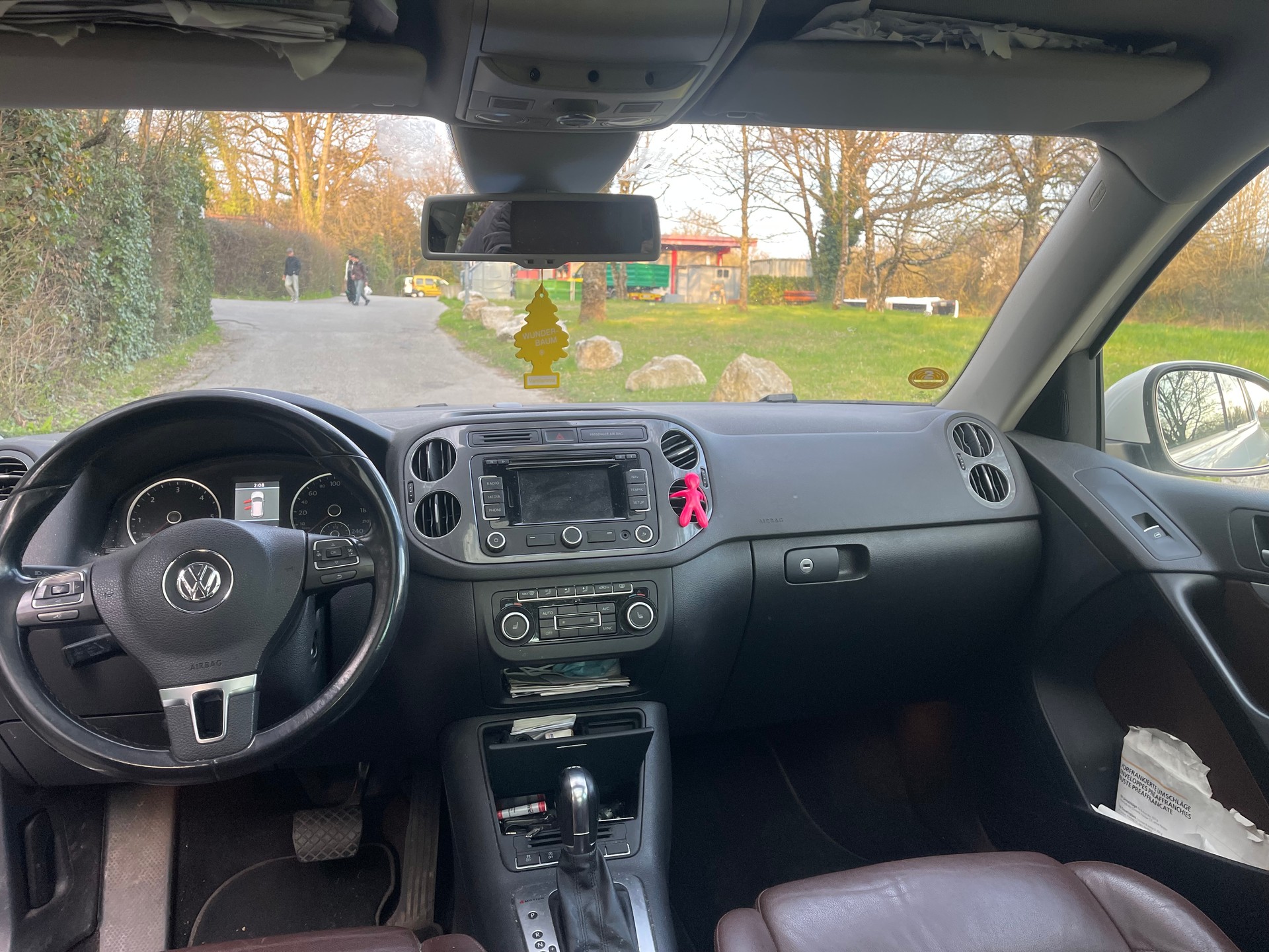 VW Tiguan 2.0 TDI BlueMotion Trend&Fun 4Motion DSG-image-10