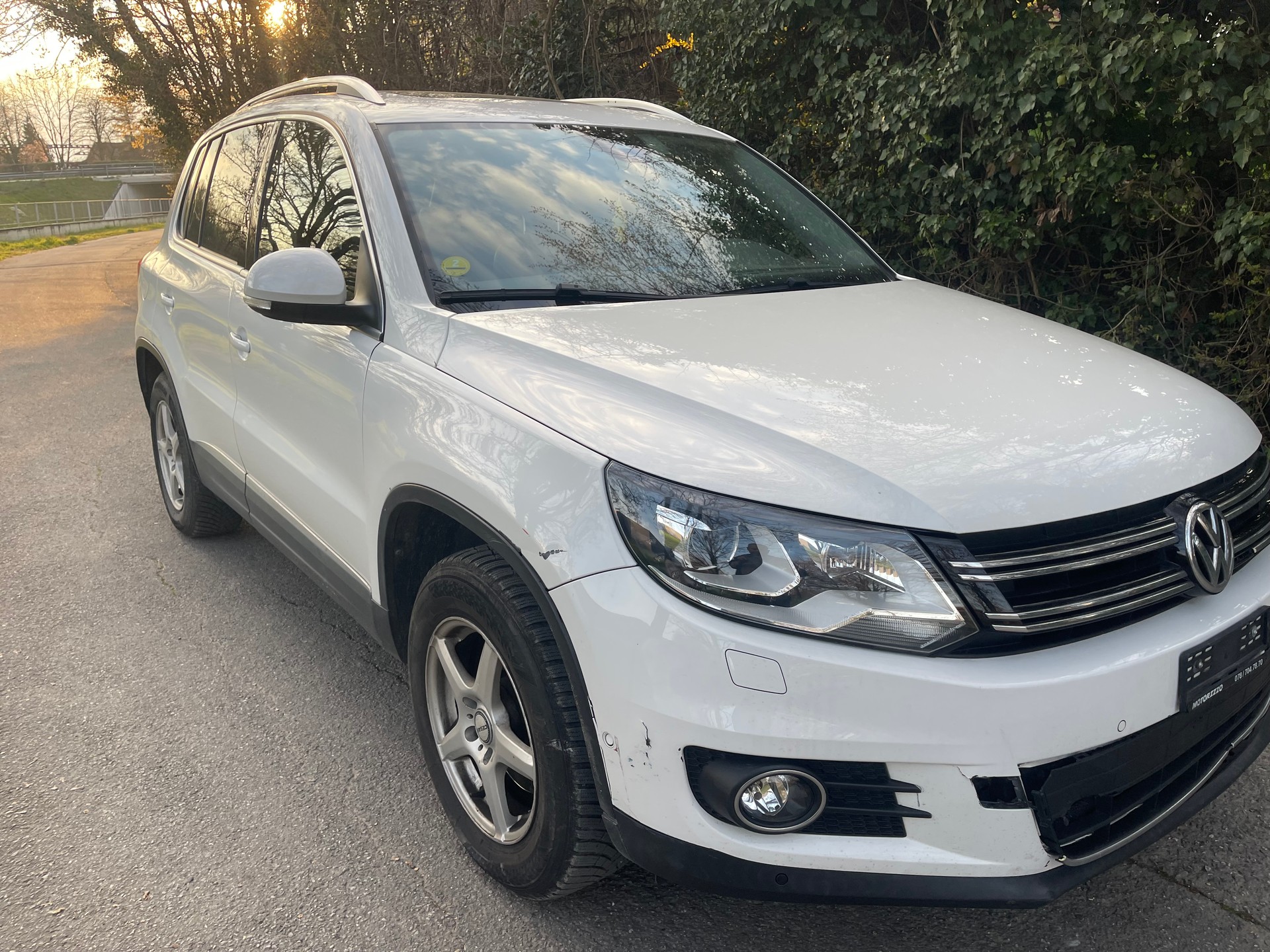 VW Tiguan 2.0 TDI BlueMotion Trend&Fun 4Motion DSG-image-2