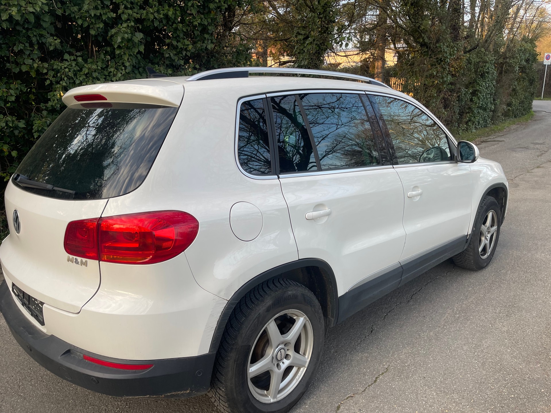 VW Tiguan 2.0 TDI BlueMotion Trend&Fun 4Motion DSG-image-4