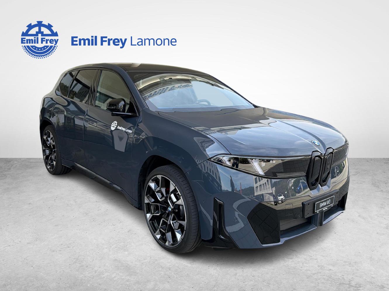 BMW iX3 50 xDrive-image-6