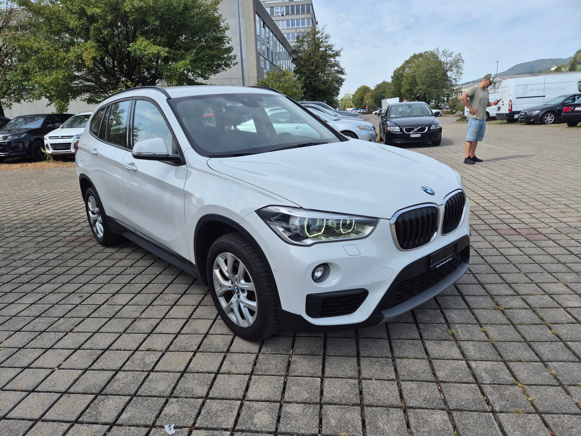 BMW X1 xDrive 18d xLine Steptronic-image-2