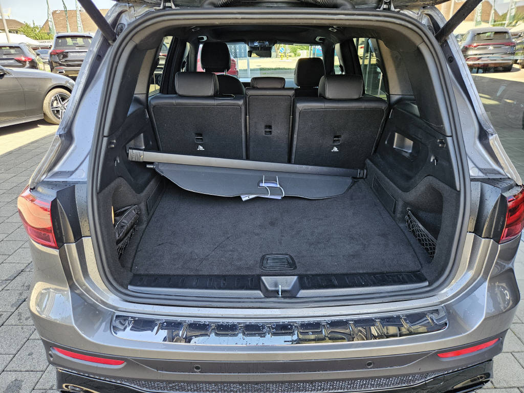 MERCEDES-BENZ GLB 220 4Matic AMG Line-image-3