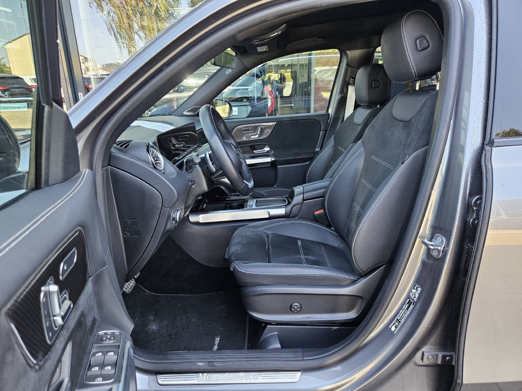 MERCEDES-BENZ GLB 220 4Matic AMG Line-image-6