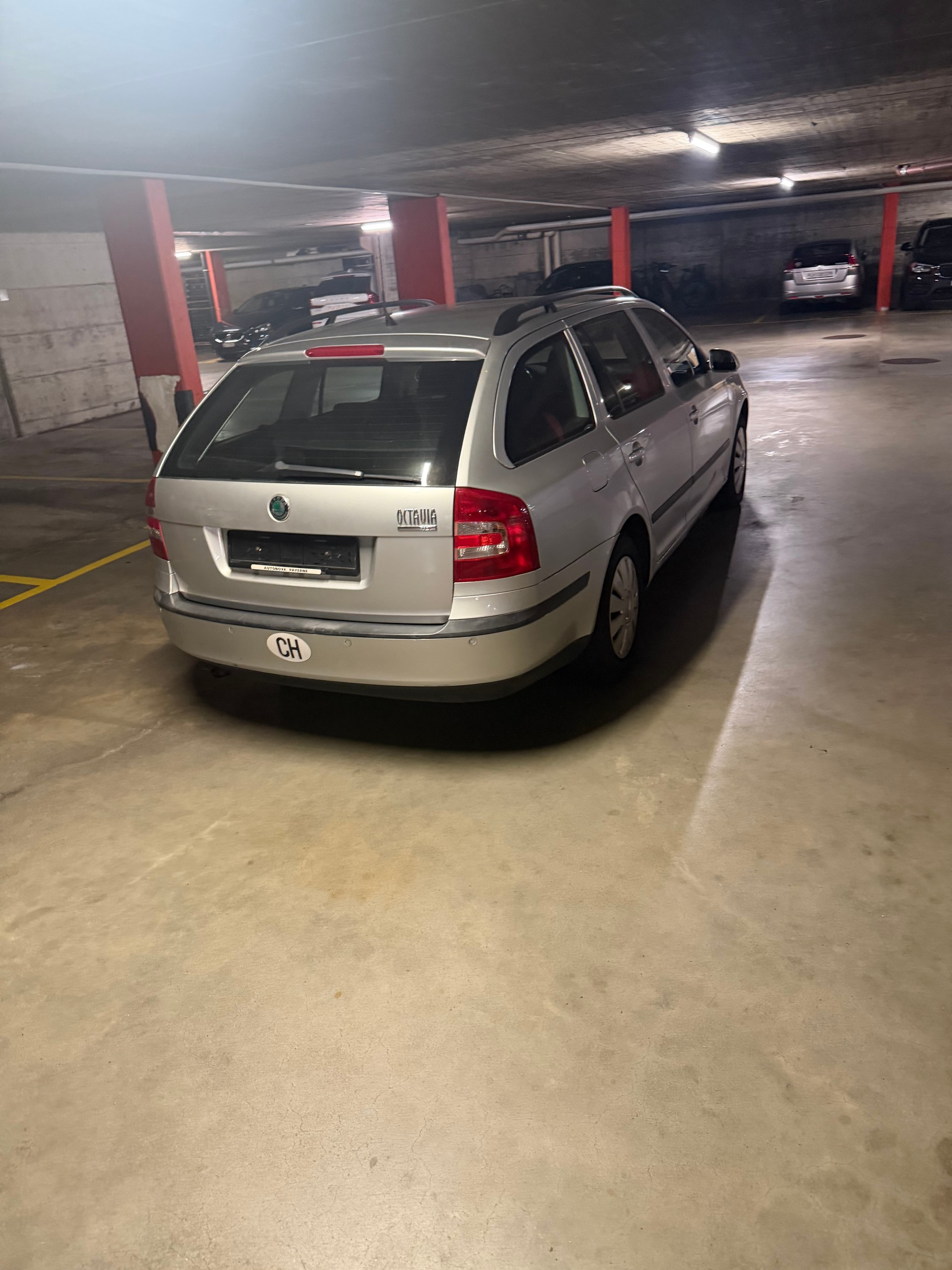 SKODA 2.0 TDI 140 Elegance DSG-image-2
