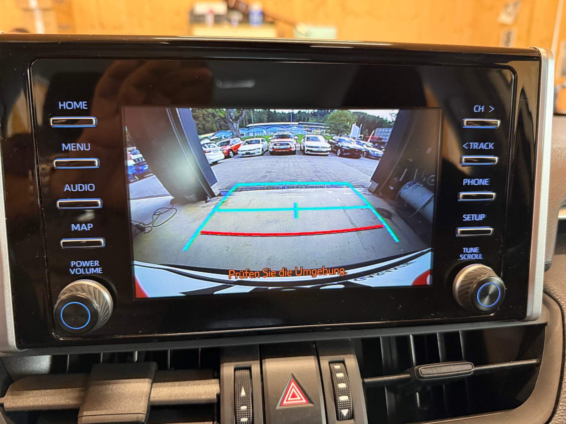 TOYOTA RAV-4 2.0 Active 2WD-image-12