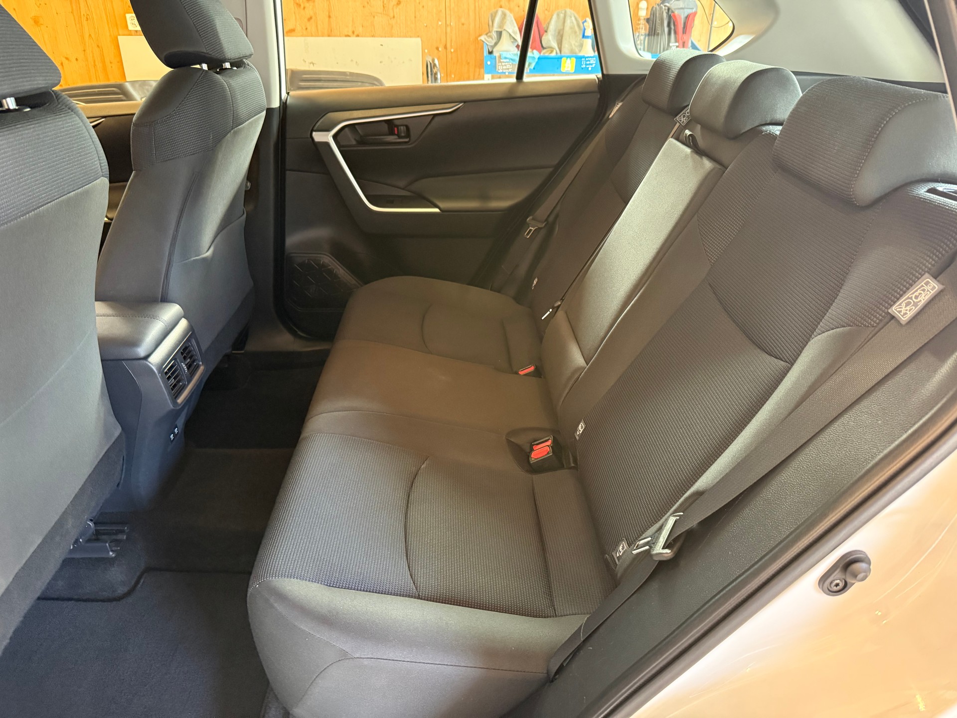 TOYOTA RAV-4 2.0 Active 2WD-image-7