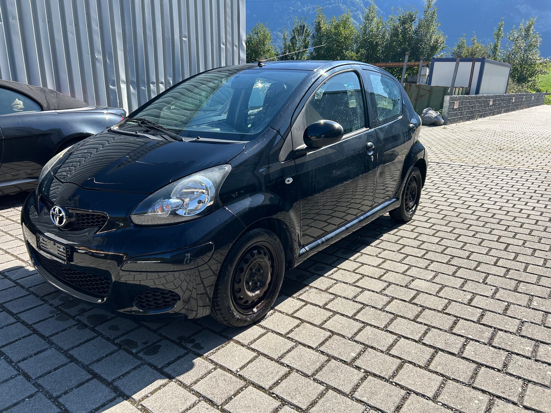 TOYOTA Aygo 1.0 Linea Terra-image-1