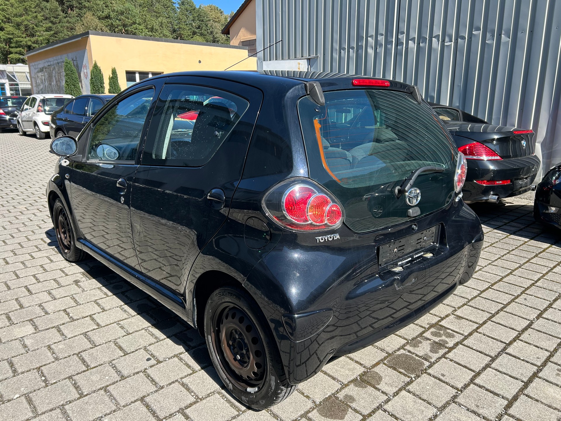 TOYOTA Aygo 1.0 Linea Terra-image-3