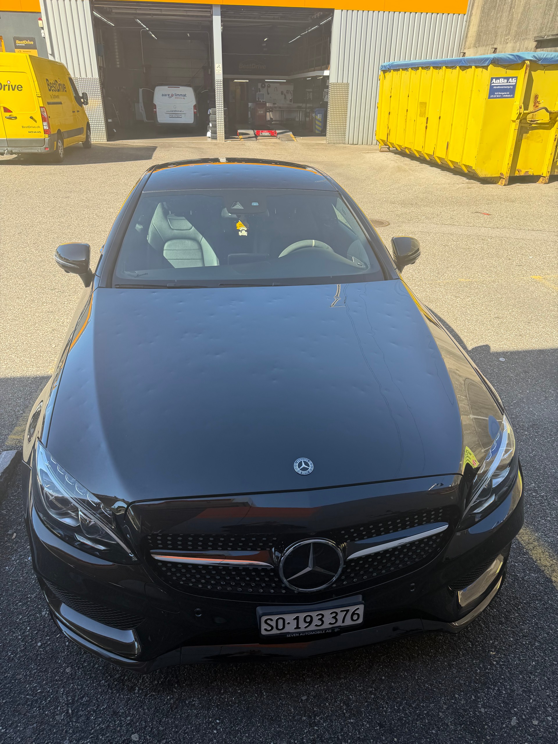 MERCEDES-BENZ C 200 AMG Line 4matic-image-1