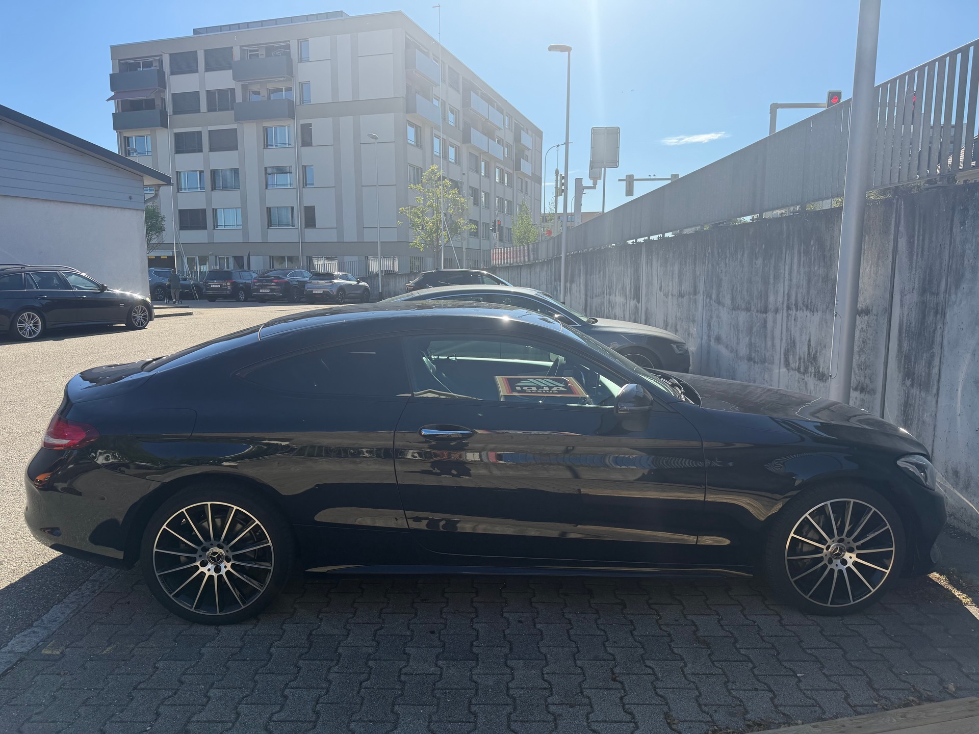 MERCEDES-BENZ C 200 AMG Line 4matic-image-0