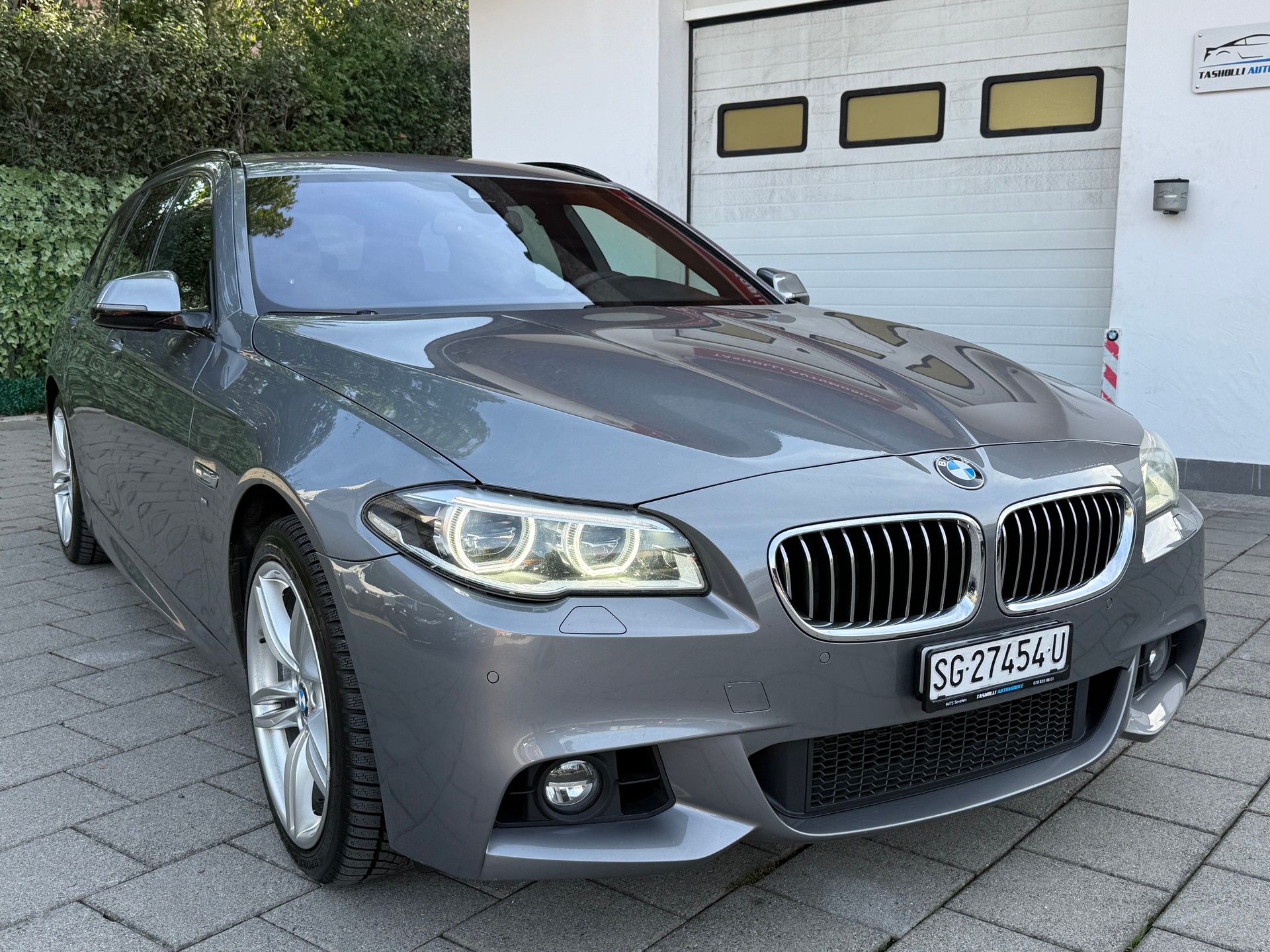 BMW 535d Touring xDrive Steptronic-image-2