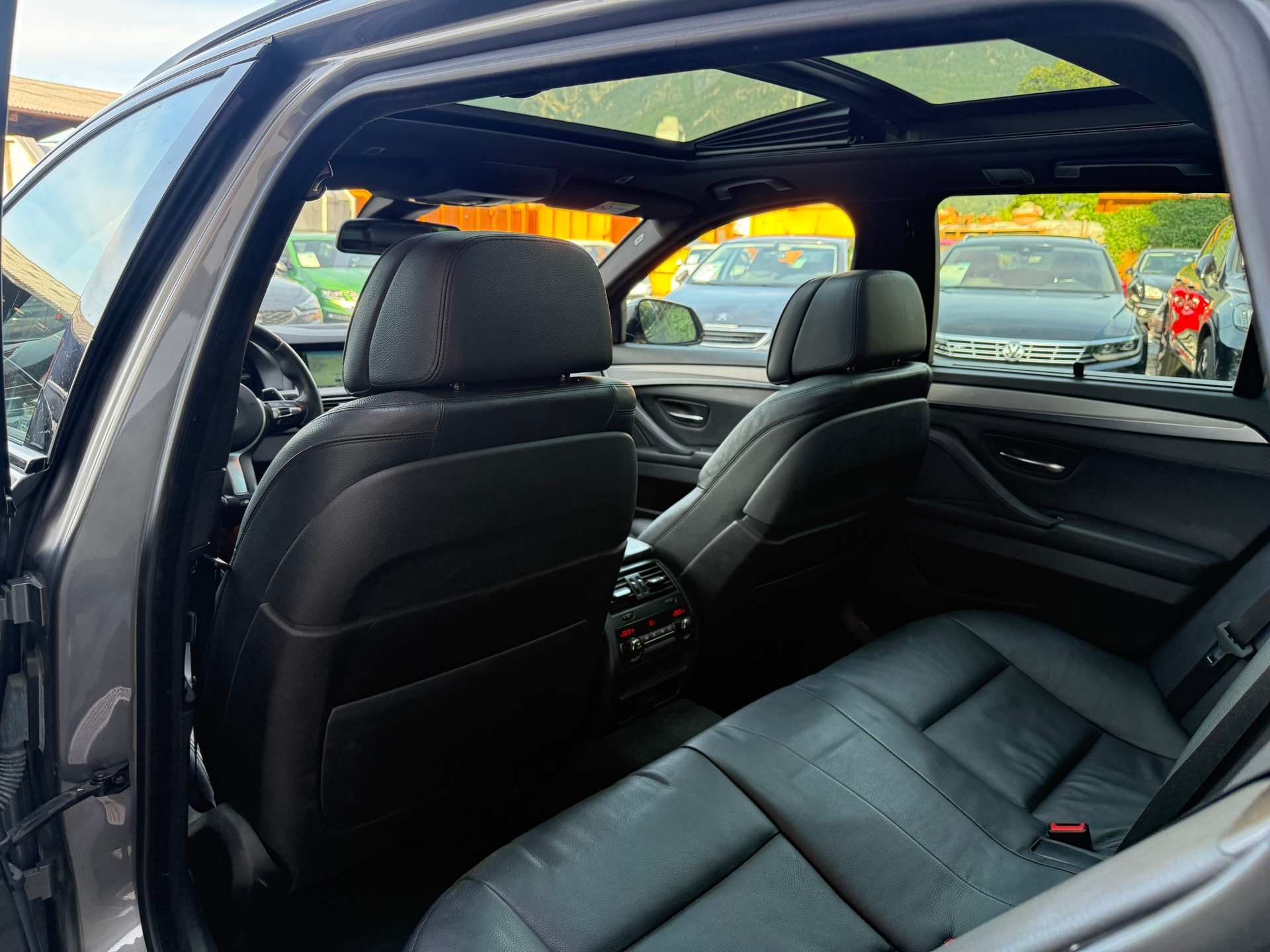 BMW 535d Touring xDrive Steptronic-image-18