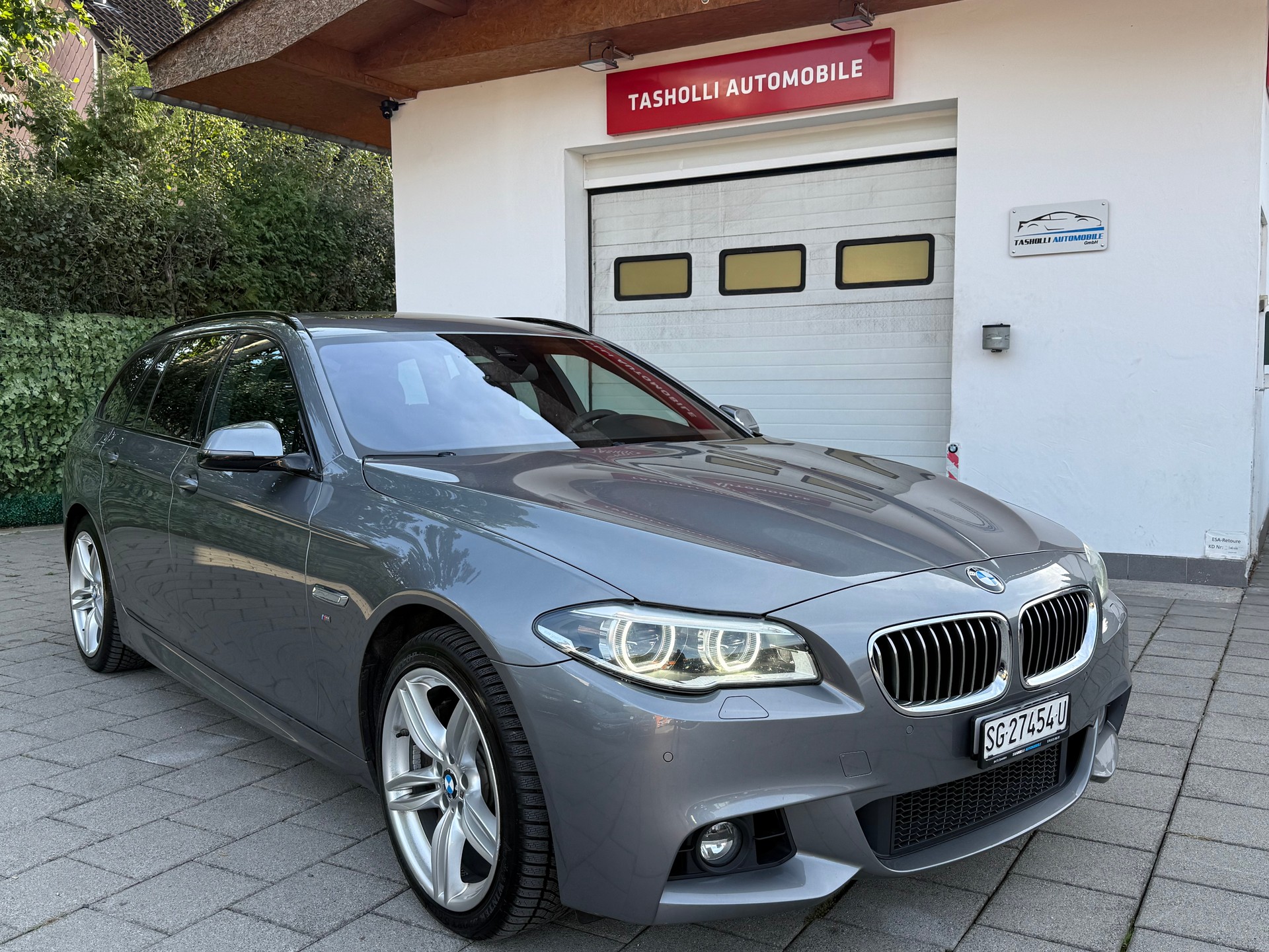 BMW 535d Touring xDrive Steptronic-image-0