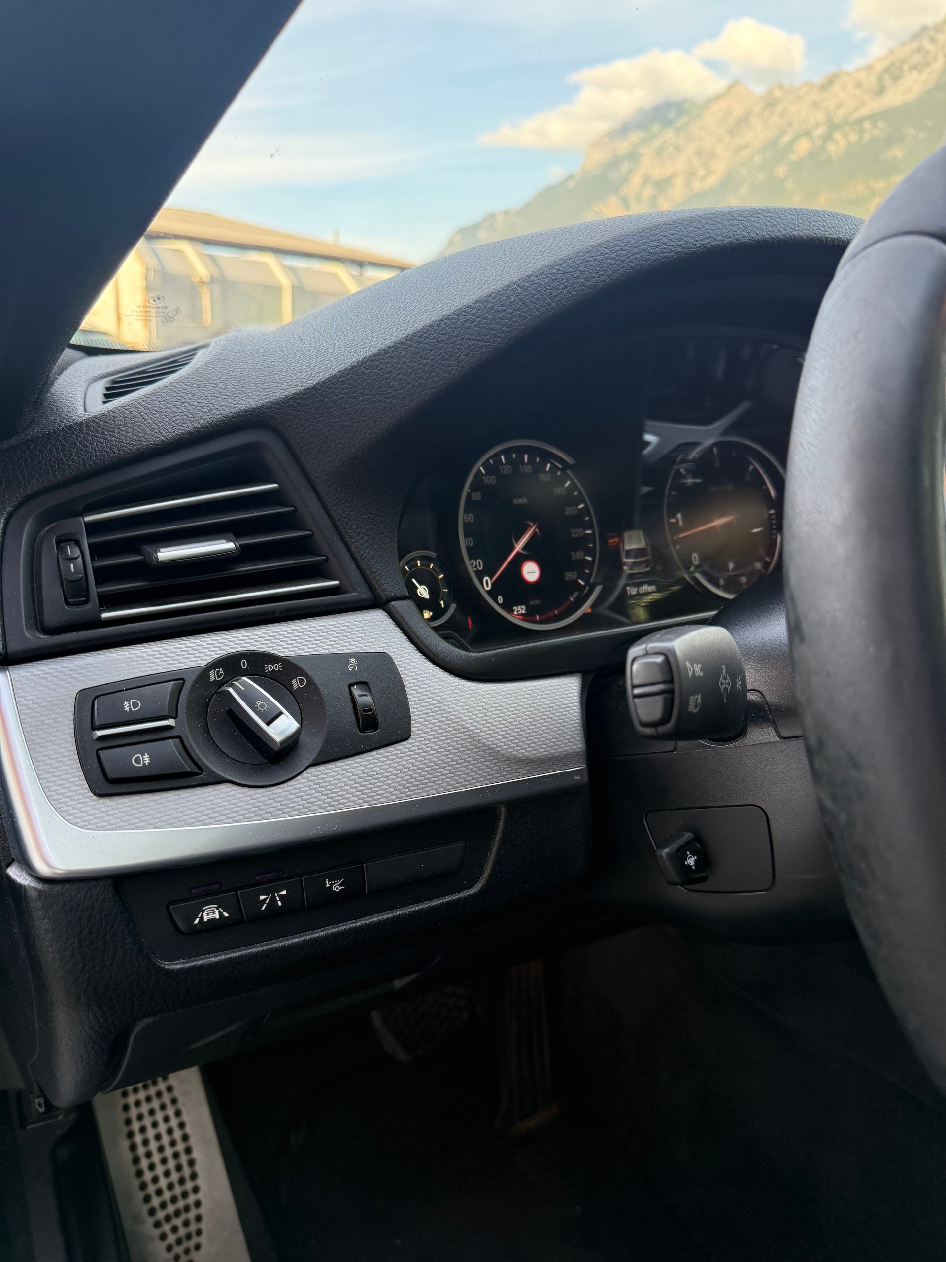 BMW 535d Touring xDrive Steptronic-image-23