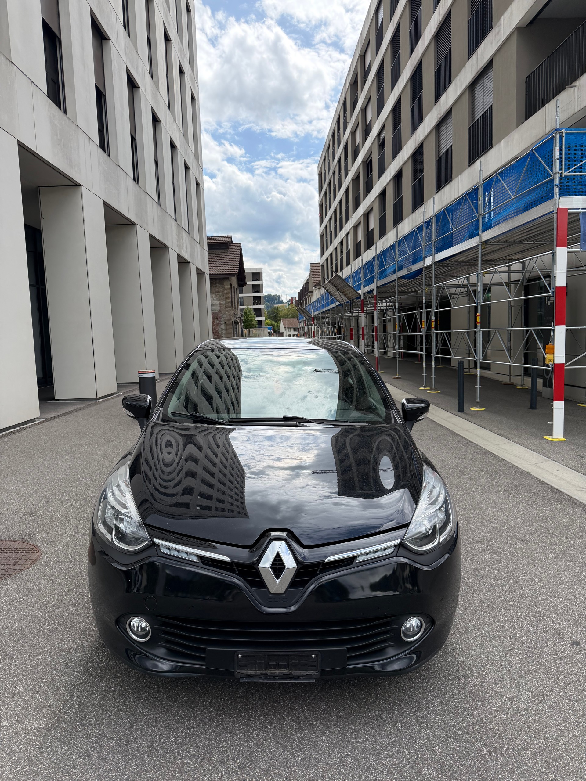 RENAULT Clio 0.9 12V Expression-image-0