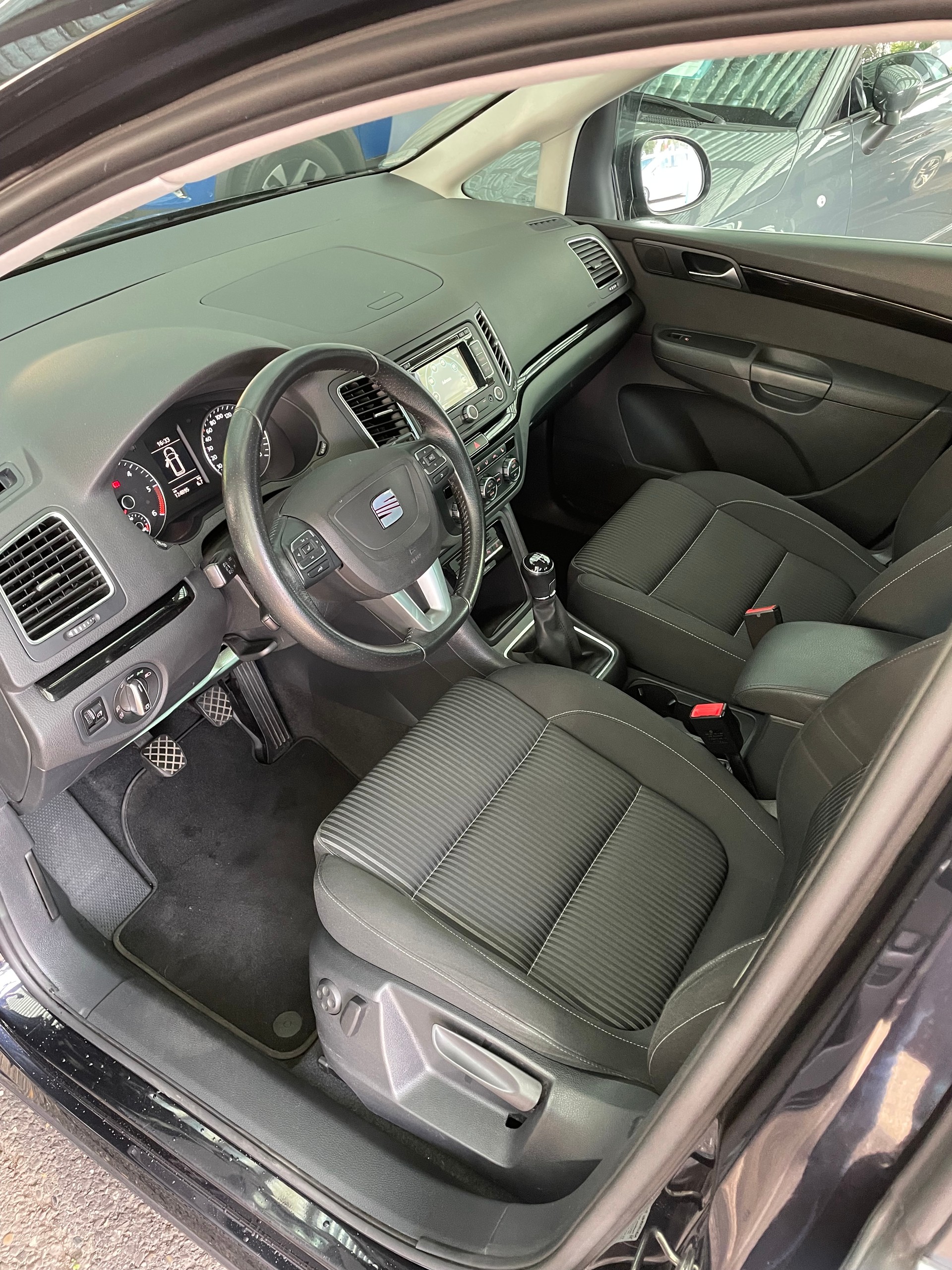 SEAT Alhambra 2.0 TDI Style 4x4-image-6