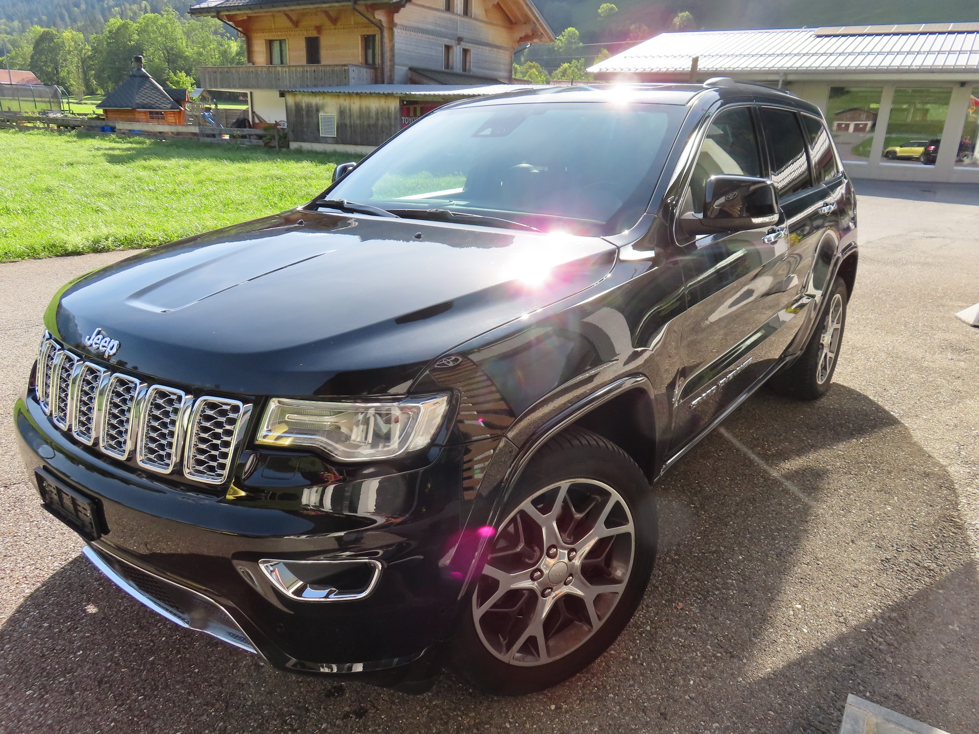 JEEP Grand Cherokee 3.0 CRD Limited Automatic-image-3