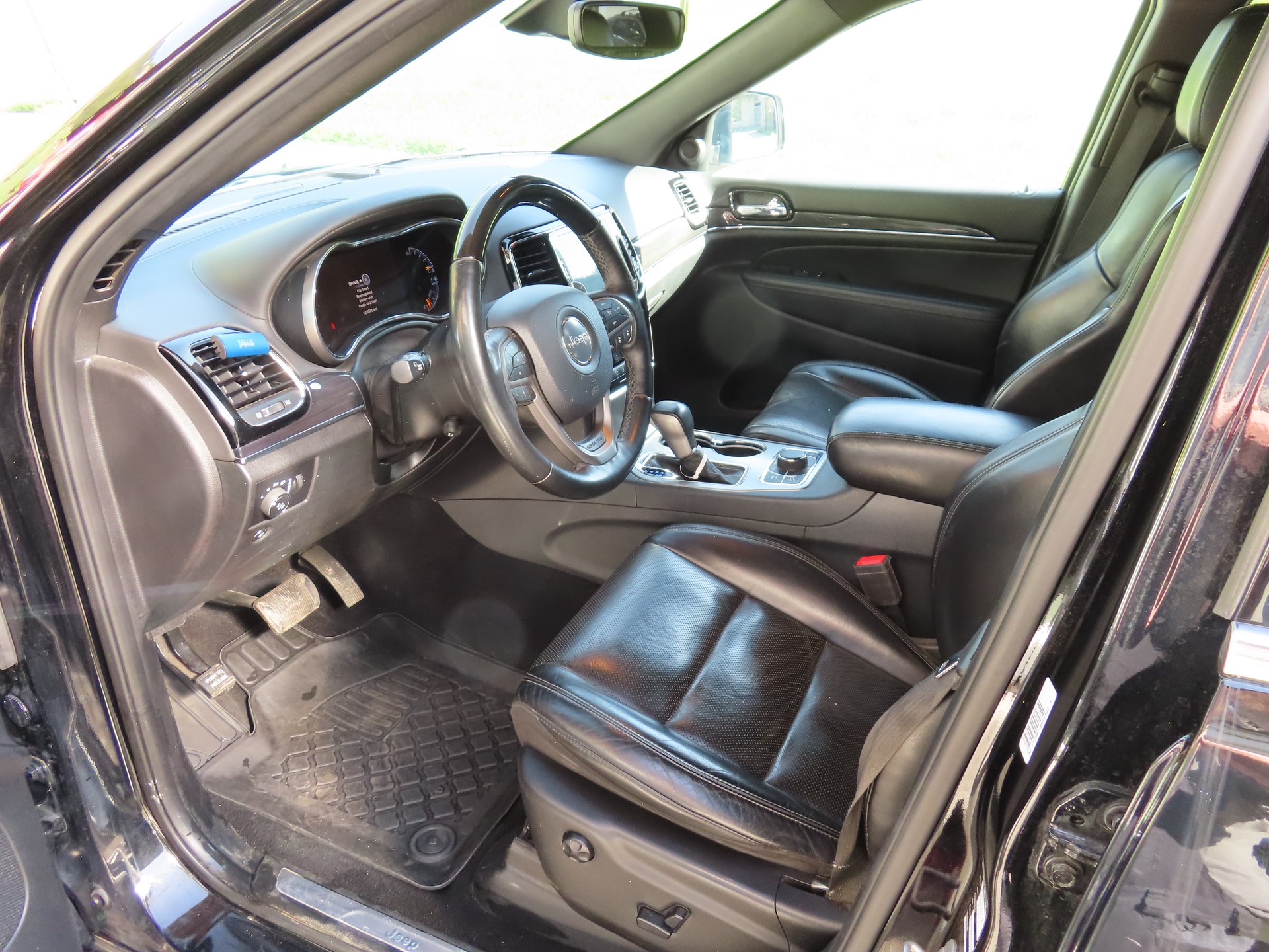 JEEP Grand Cherokee 3.0 CRD Limited Automatic-image-5