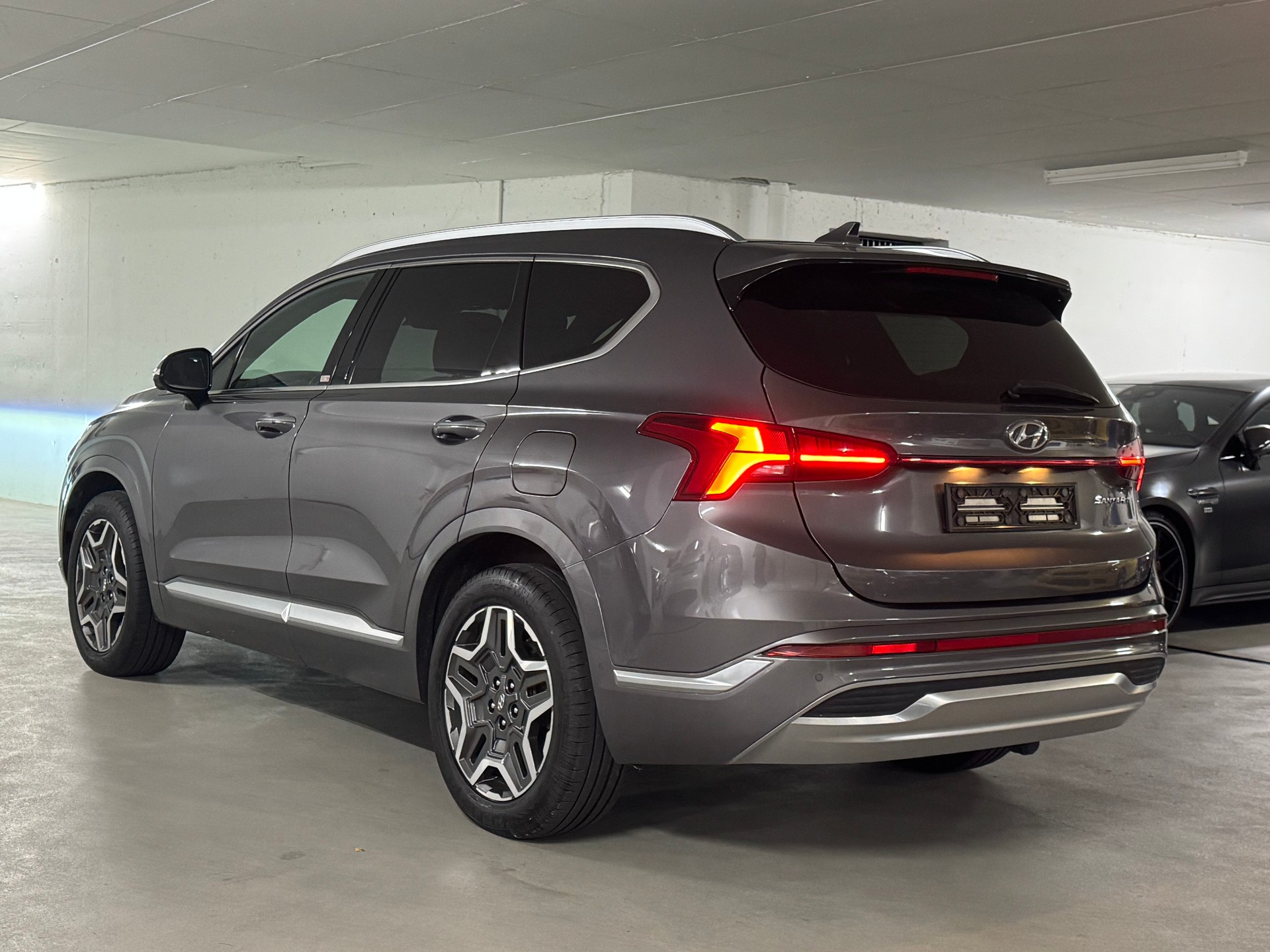 HYUNDAI Santa Fe 1.6 T-GDi HEV Vertex 4WD Automatic-image-4