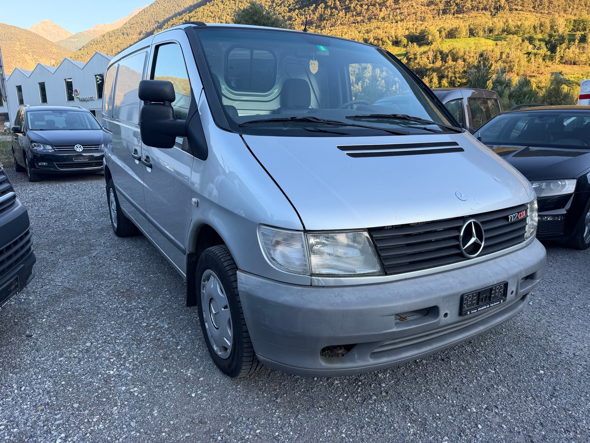 MERCEDES-BENZ Vito 112CDI-image-3
