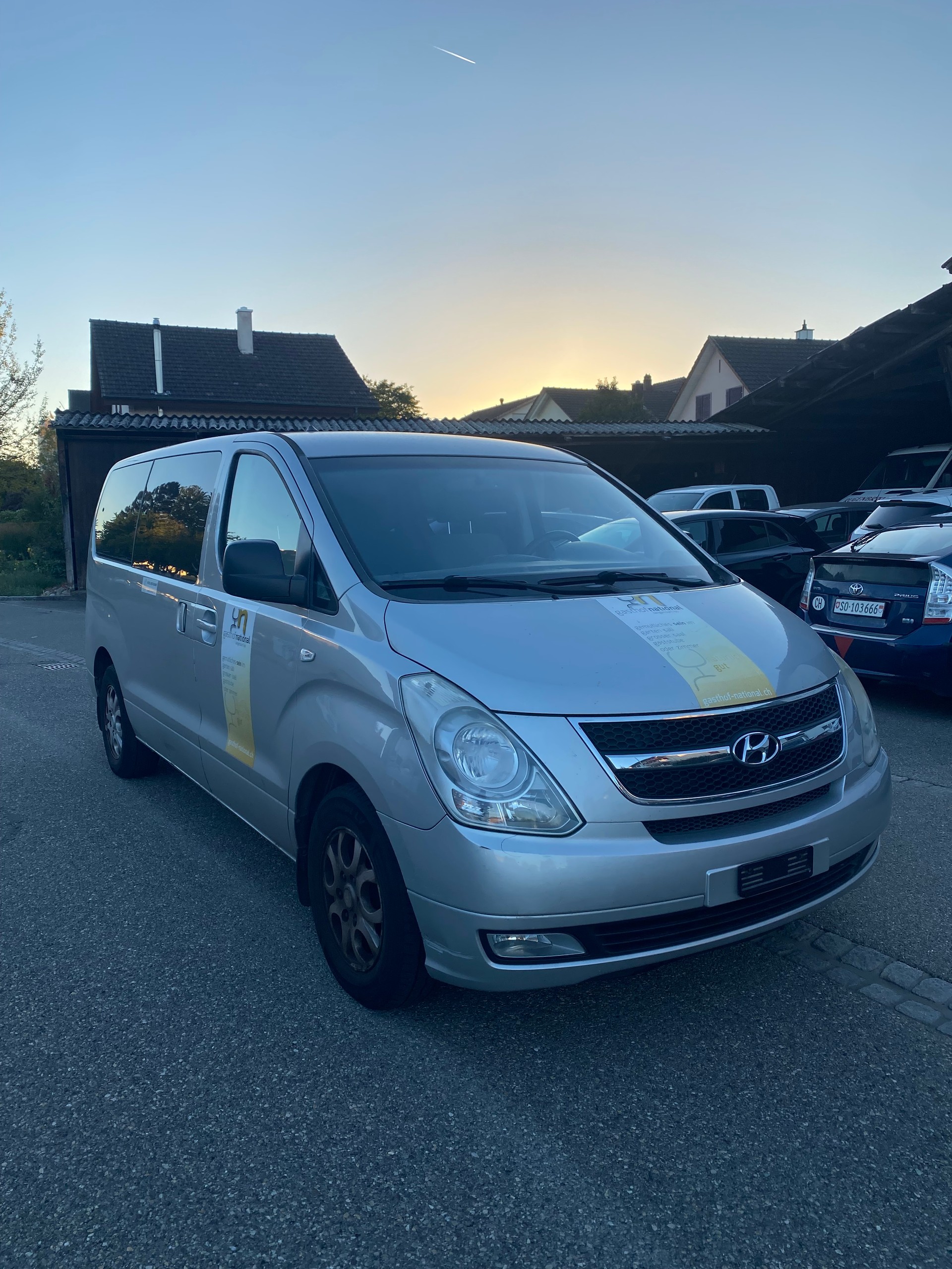 HYUNDAI H-1 People 2.5 CRDi-image-1