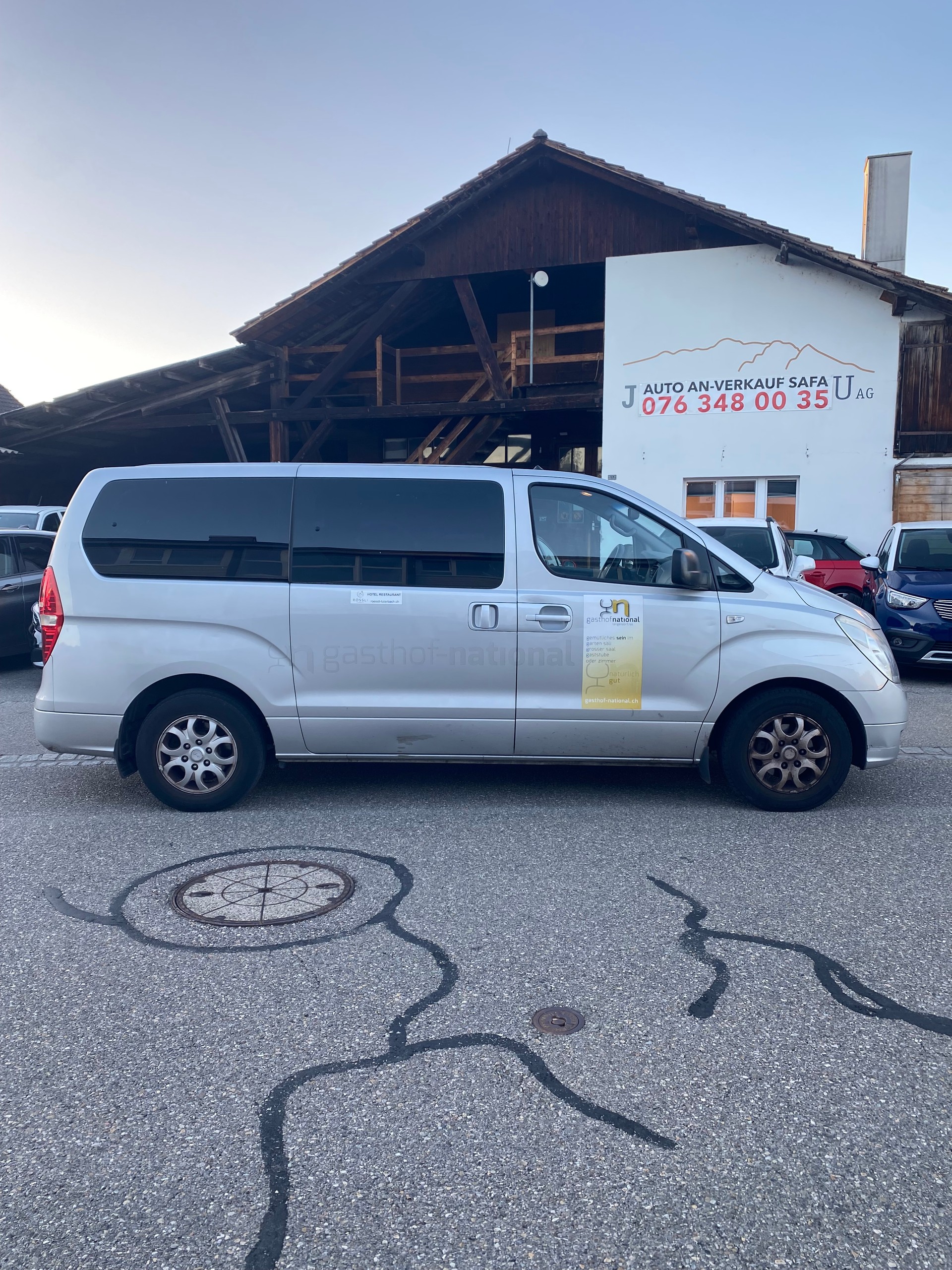 HYUNDAI H-1 People 2.5 CRDi-image-4