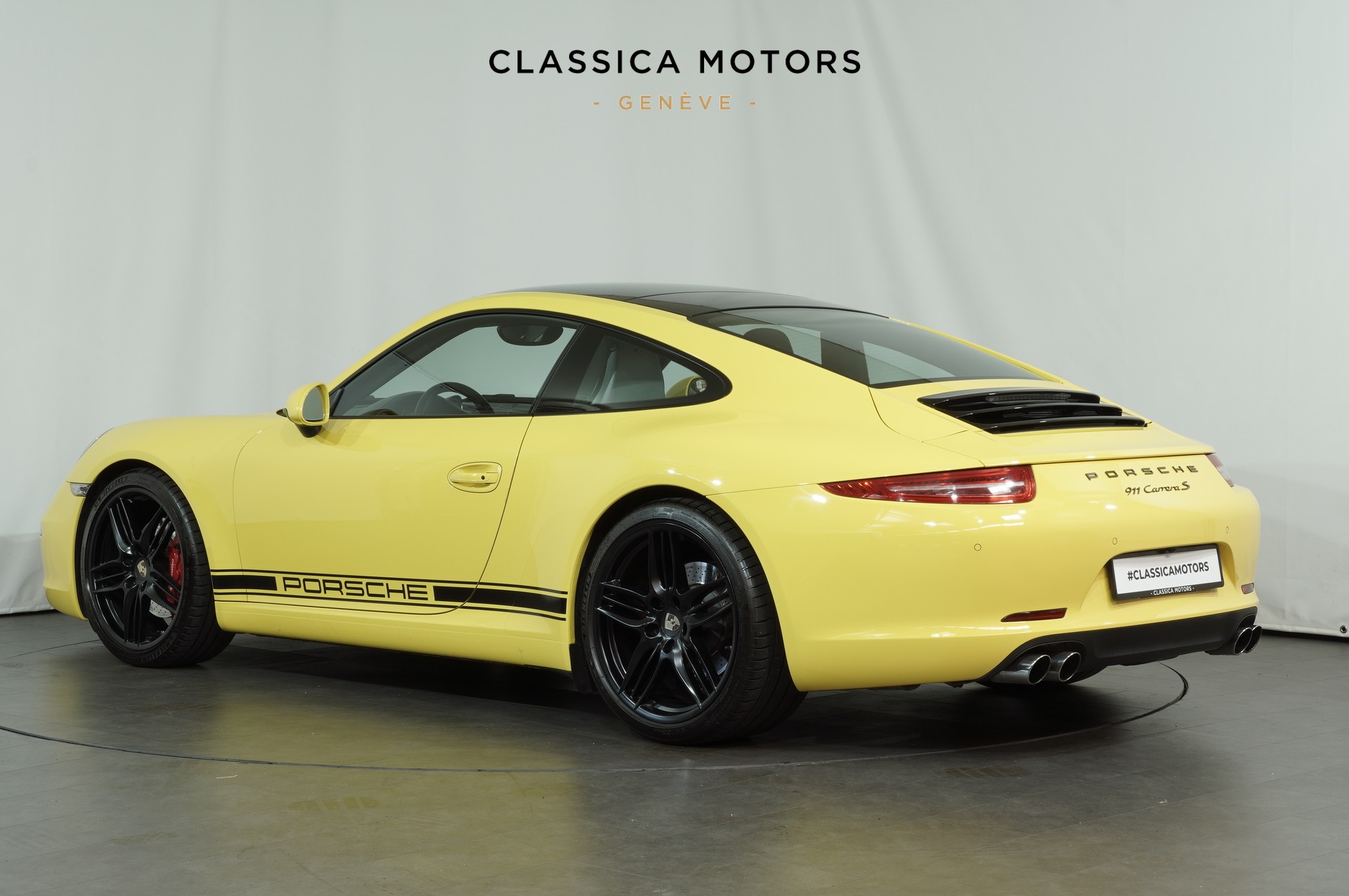 PORSCHE 911 Carrera S PDK-image-5