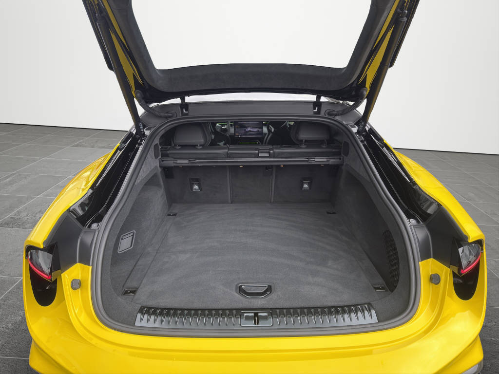 LOTUS Emeya R-image-15