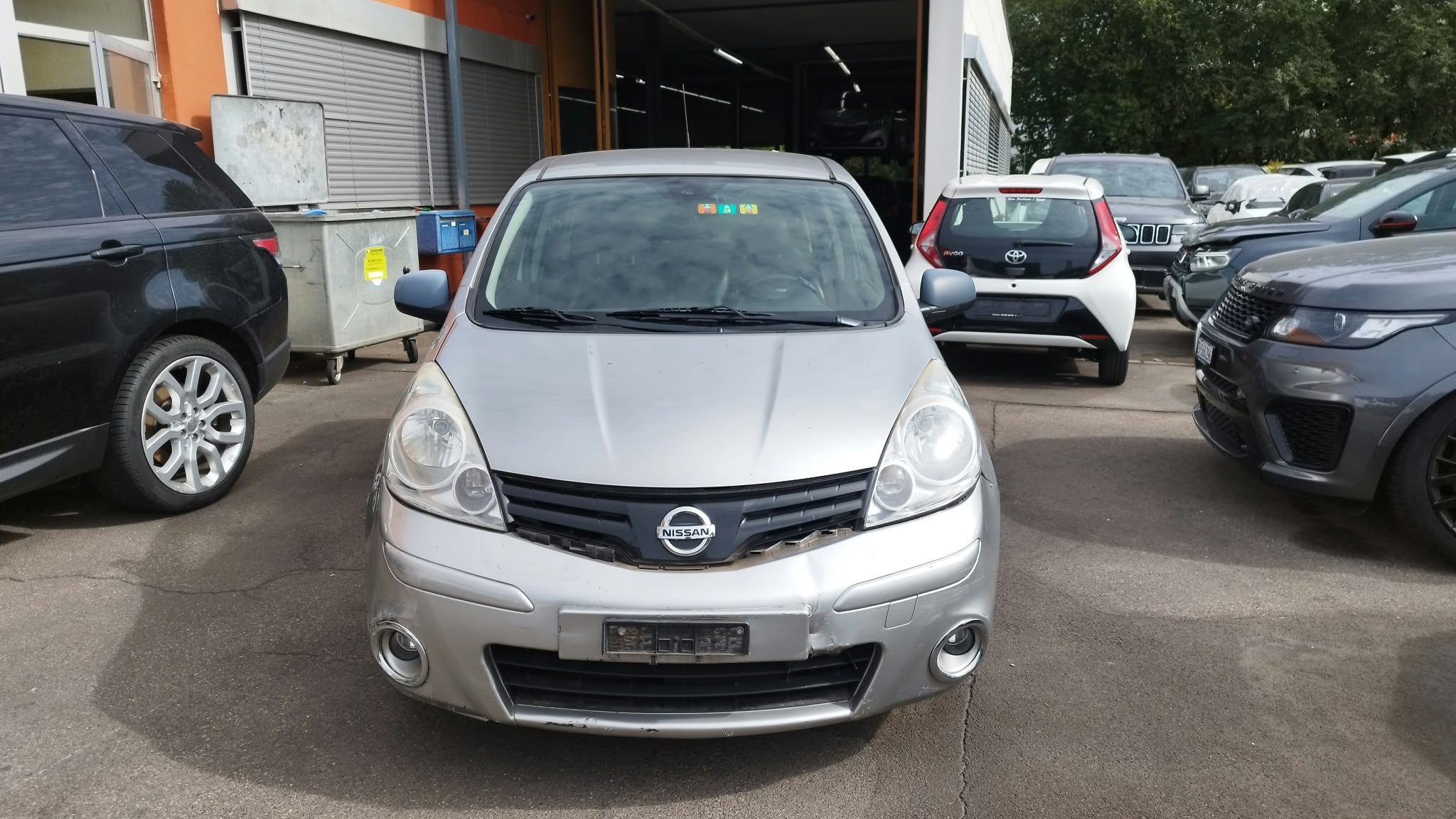 Car photo