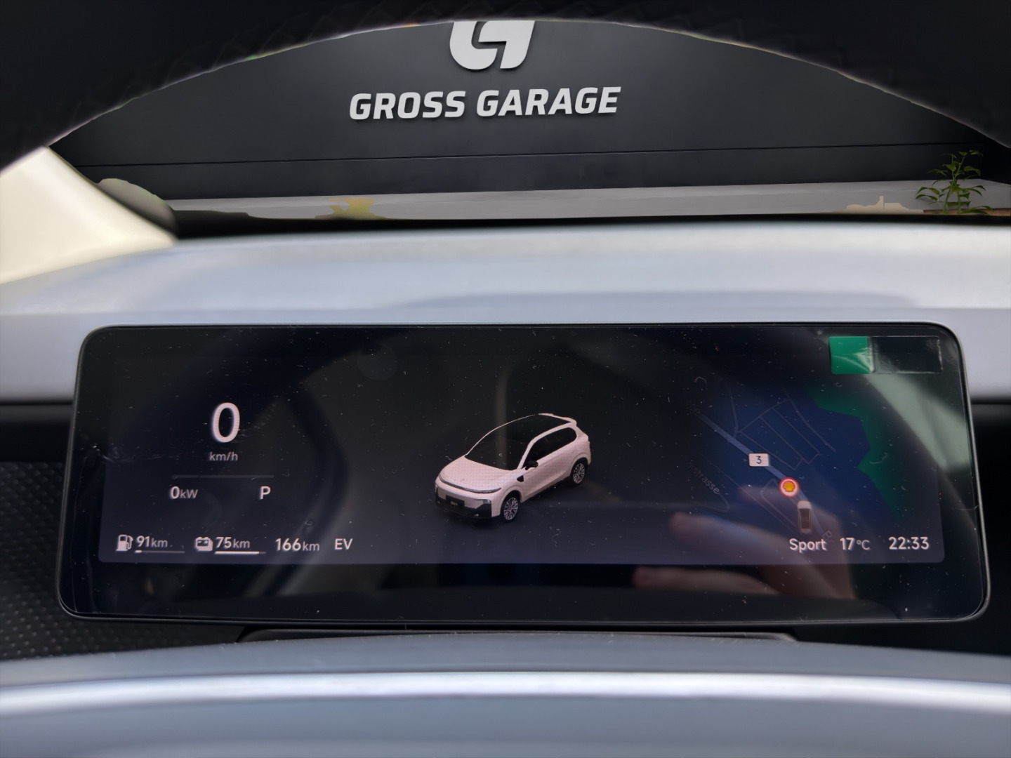 LEAPMOTOR B10 1.5 Hybrid EV-image-3