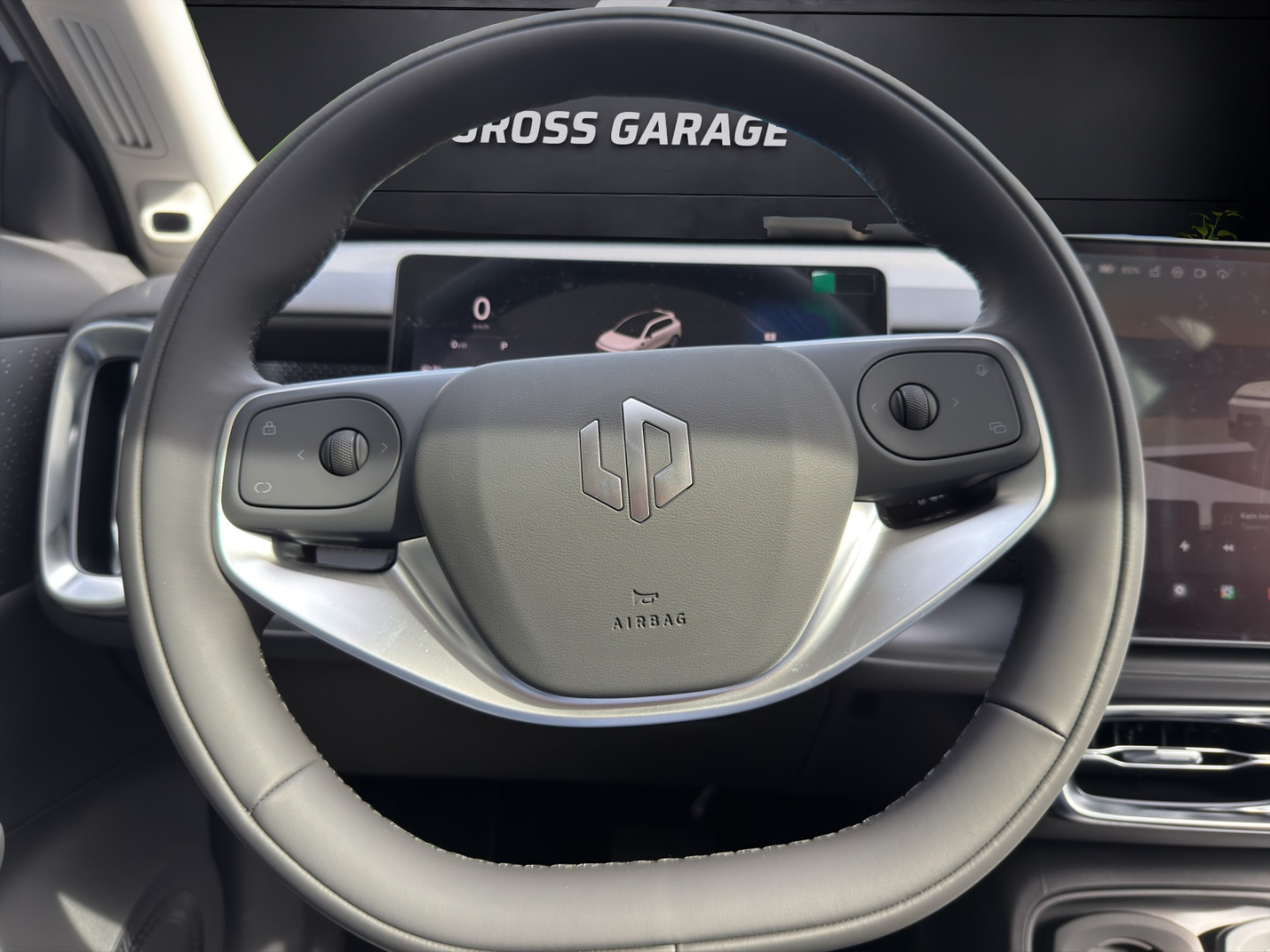 LEAPMOTOR B10 1.5 Hybrid EV-image-12