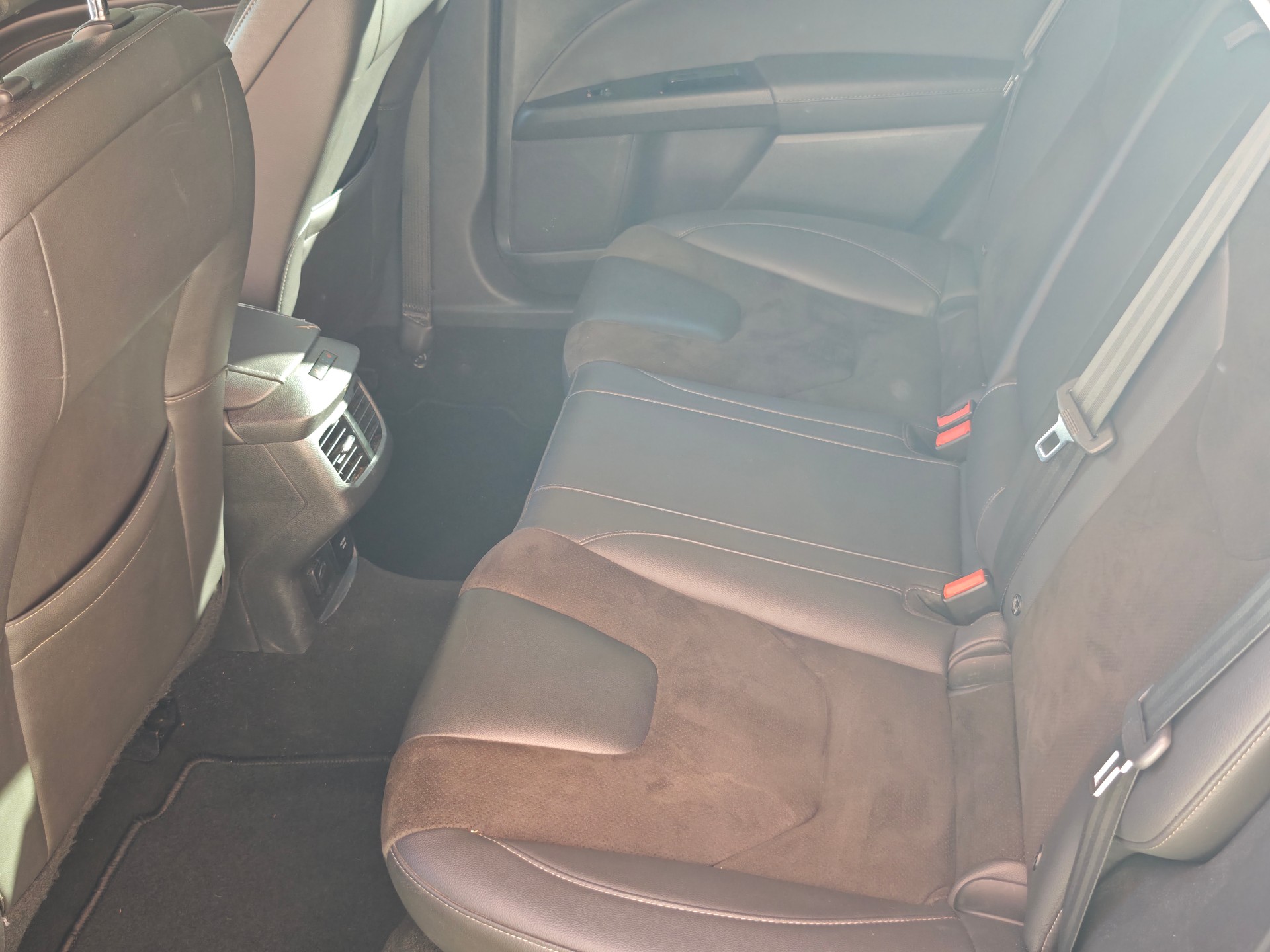 FORD 2.0 TDCi 210 PS Titanium-image-6