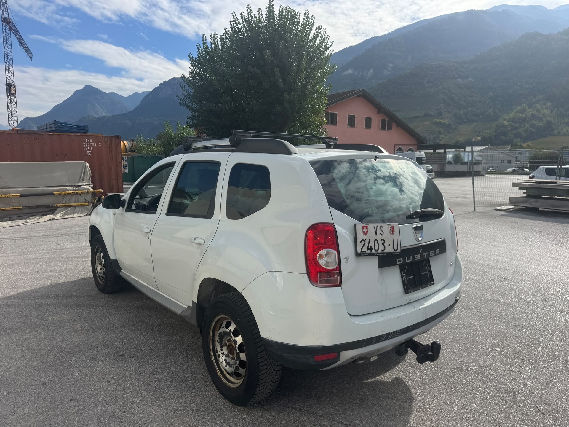 DACIA Duster 1.5 dCi Lauréate 4x4-image-4