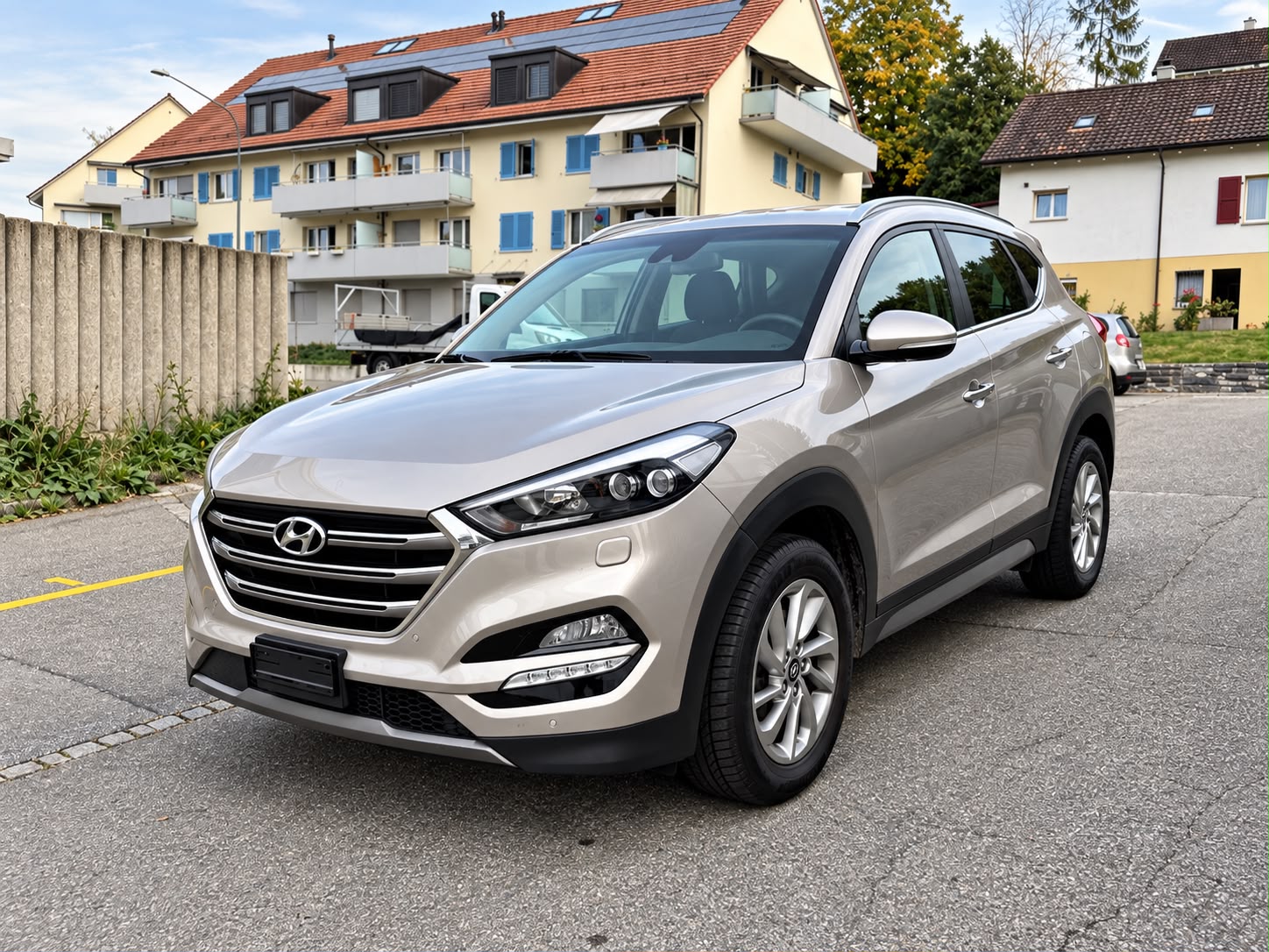 HYUNDAI Tucson 1.6 TGDI Plena 4WD Automatic-image-1