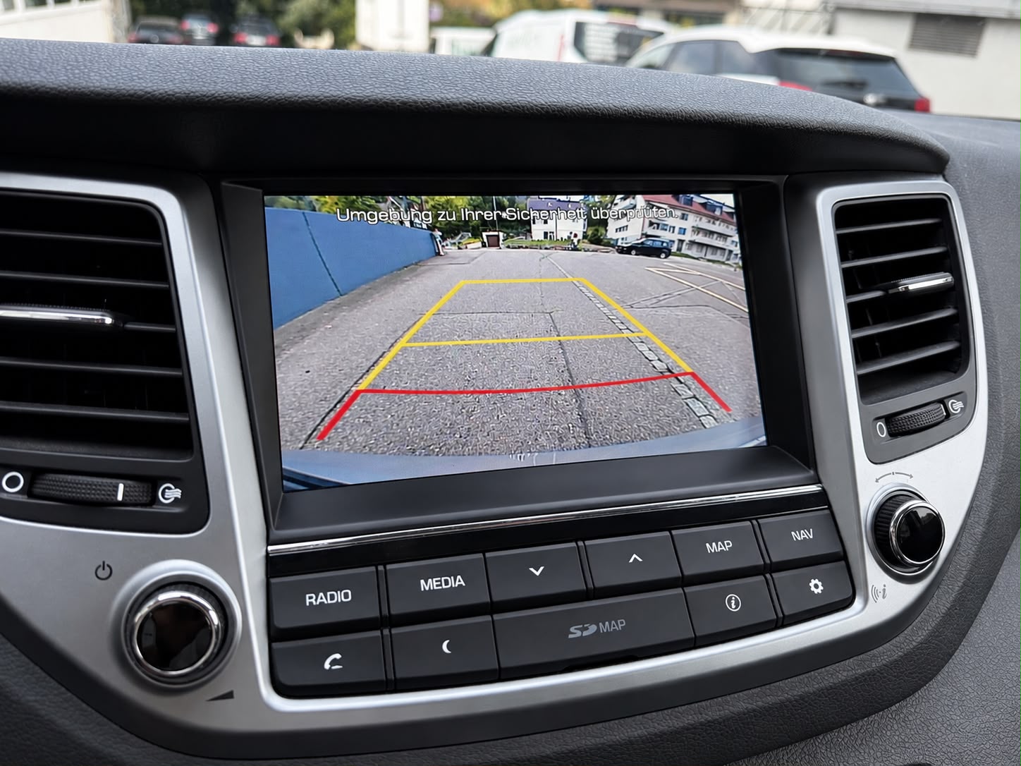 HYUNDAI Tucson 1.6 TGDI Plena 4WD Automatic-image-14